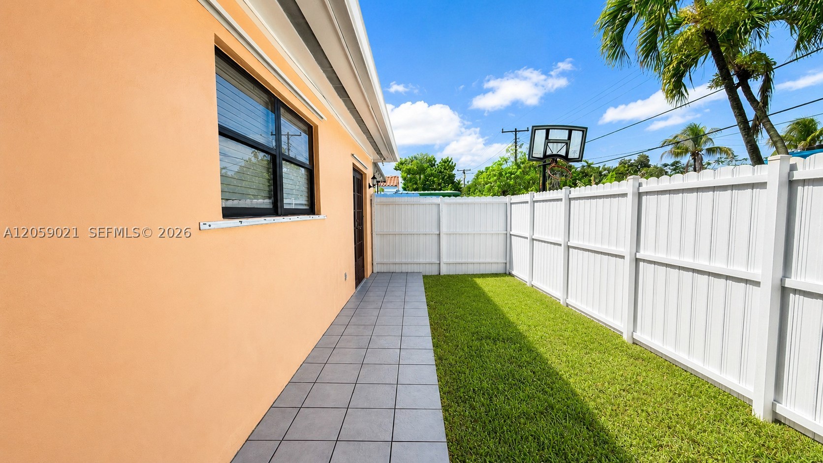 1791 SW 14th St Miami, FL 33145