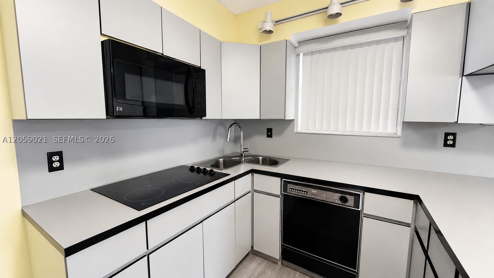 1791 SW 14th St Miami, FL 33145