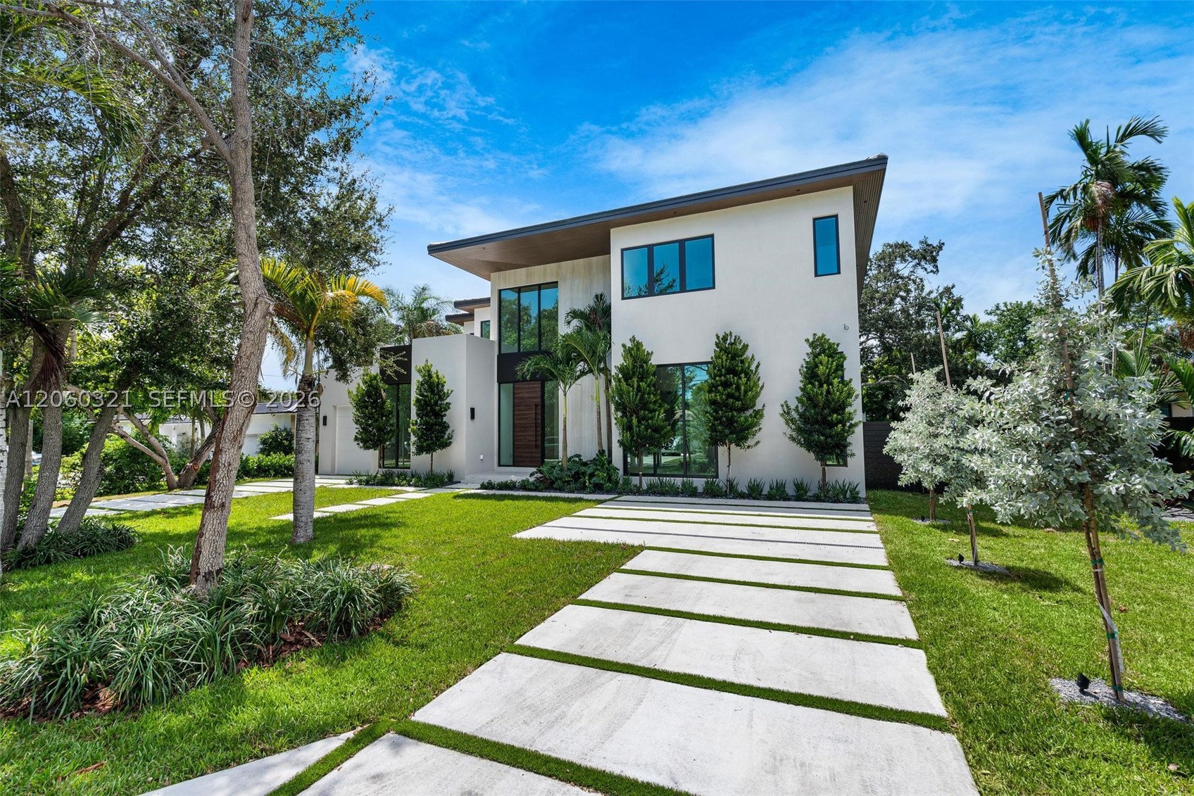 970 NE 92nd St Miami Shores, FL 33138