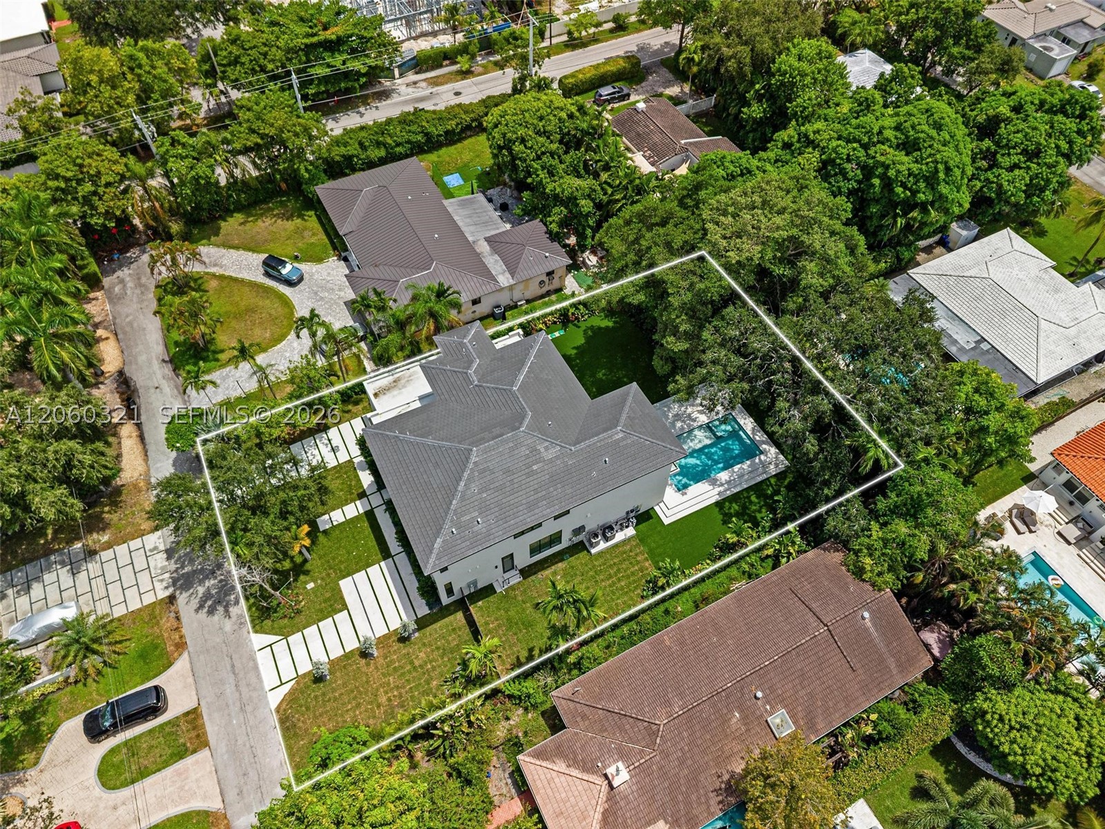 970 NE 92nd St Miami Shores, FL 33138