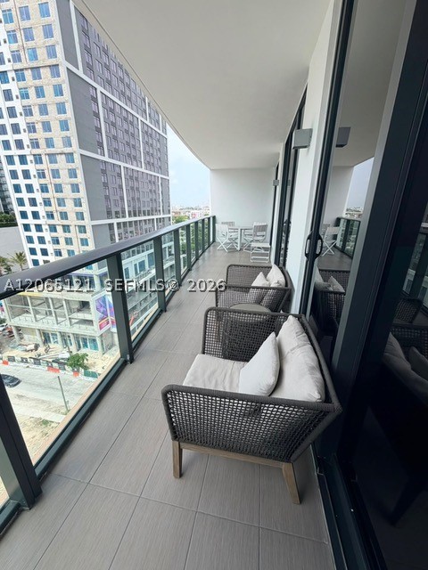 image Canvas16