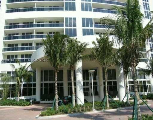 image Beach Club 340