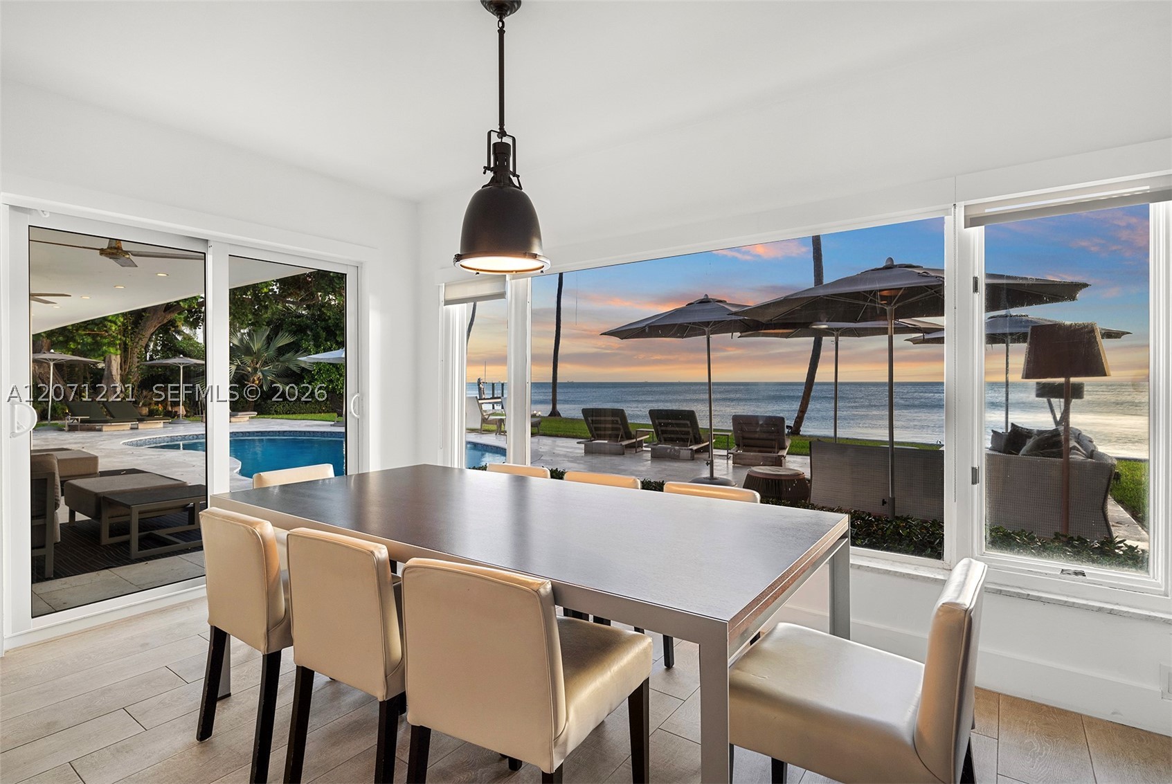 520 S Mashta Dr Key Biscayne, FL 33149