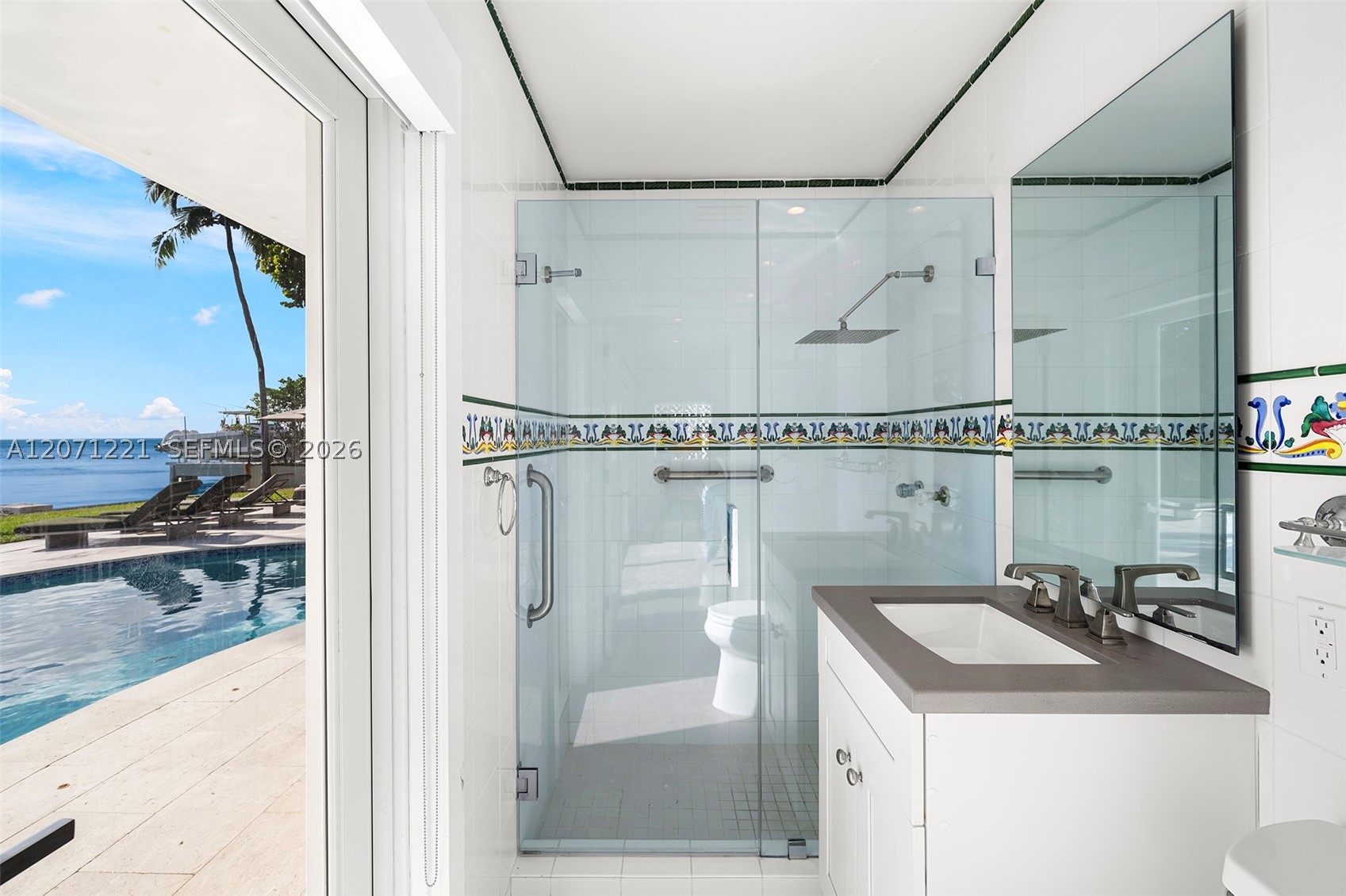 520 S Mashta Dr Key Biscayne, FL 33149