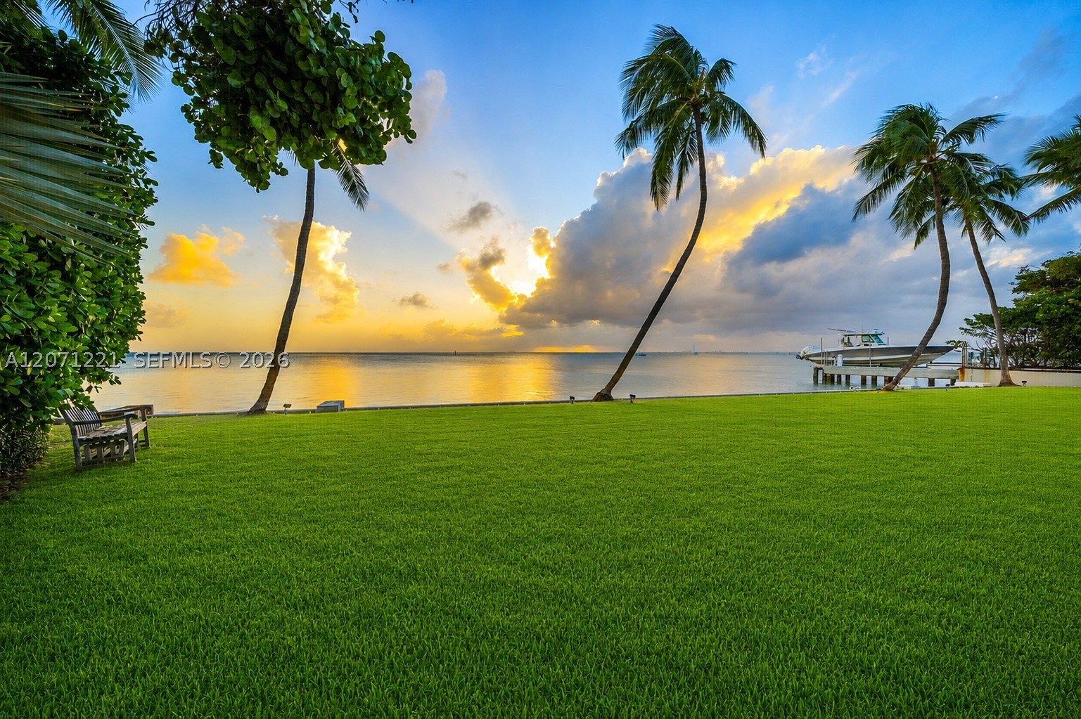 520 S Mashta Dr Key Biscayne, FL 33149