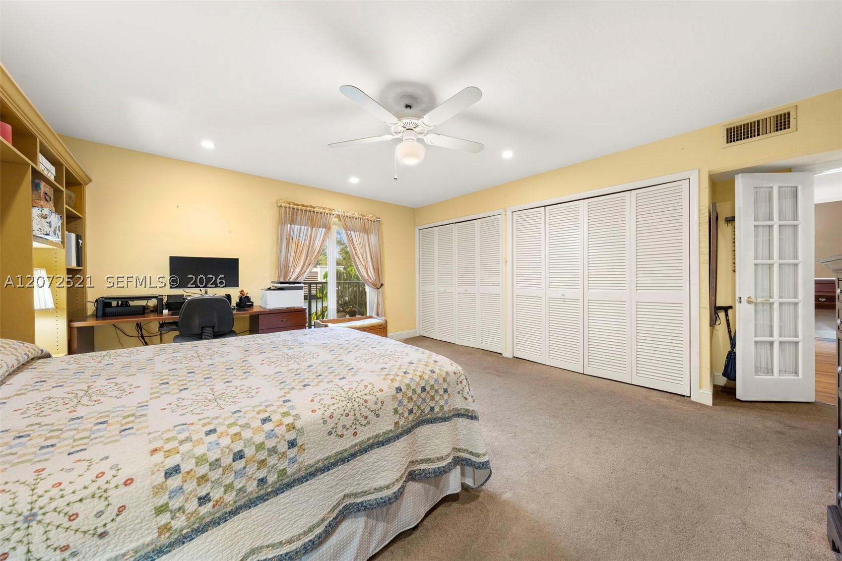 6815 Edgewater Dr #202 Coral Gables, FL 33133
