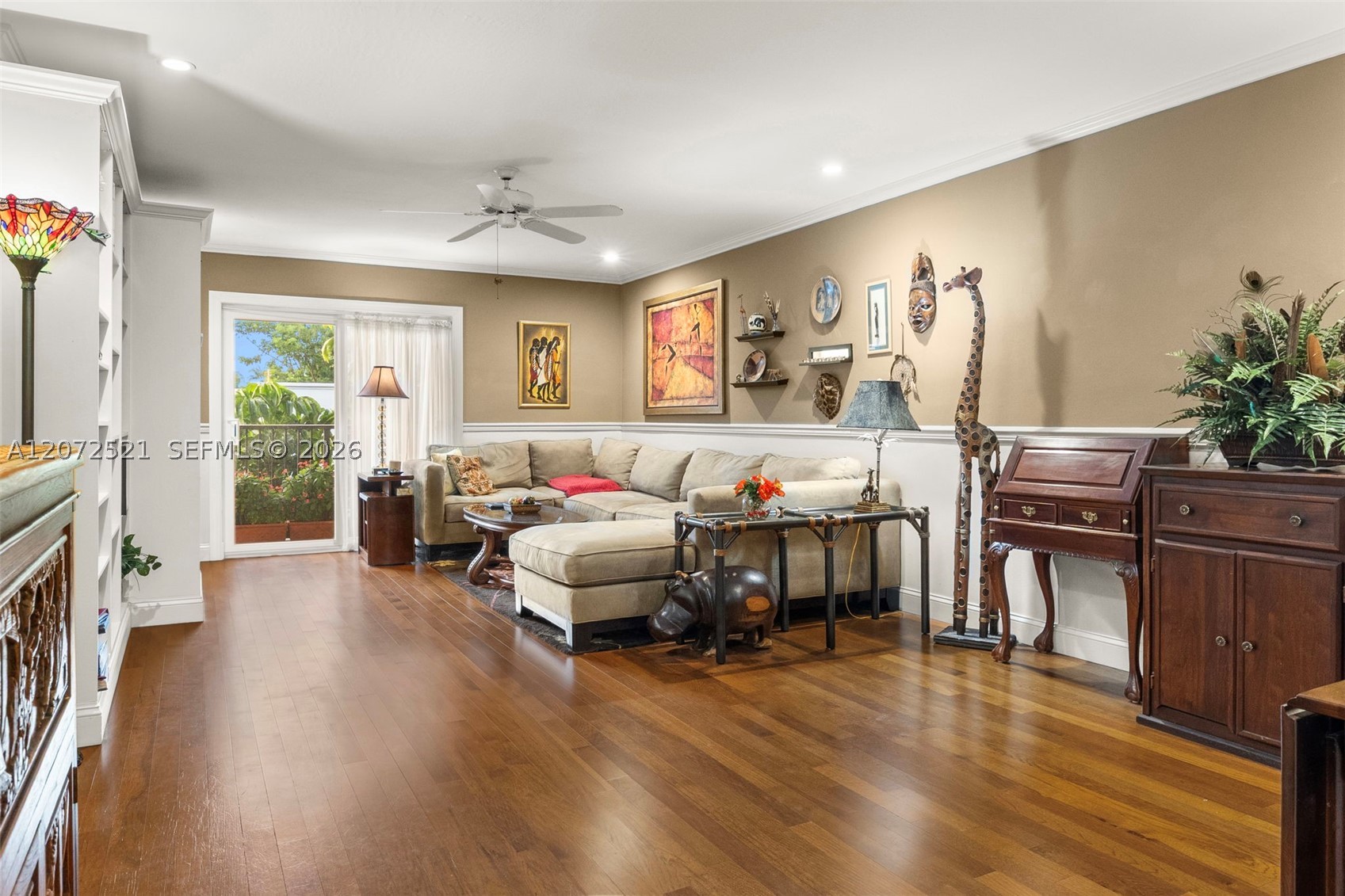 6815 Edgewater Dr #202 Coral Gables, FL 33133