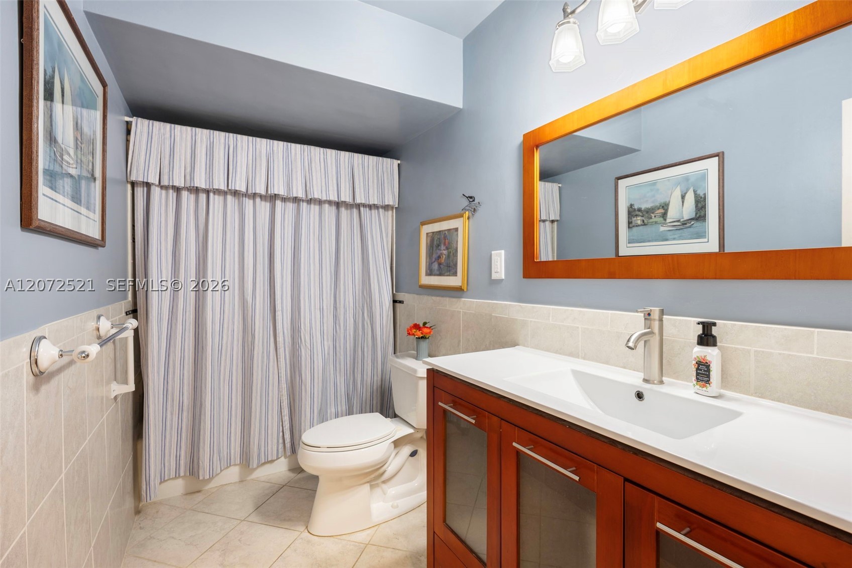 6815 Edgewater Dr #202 Coral Gables, FL 33133