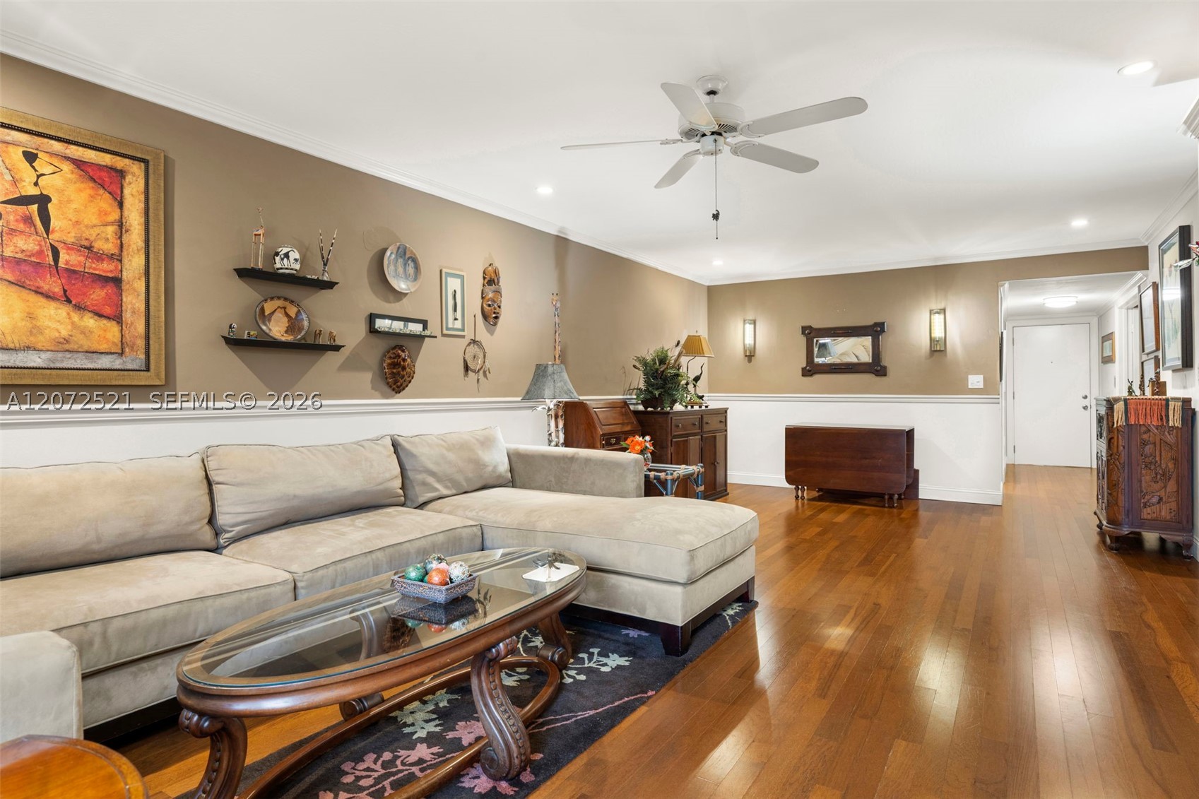 6815 Edgewater Dr #202 Coral Gables, FL 33133