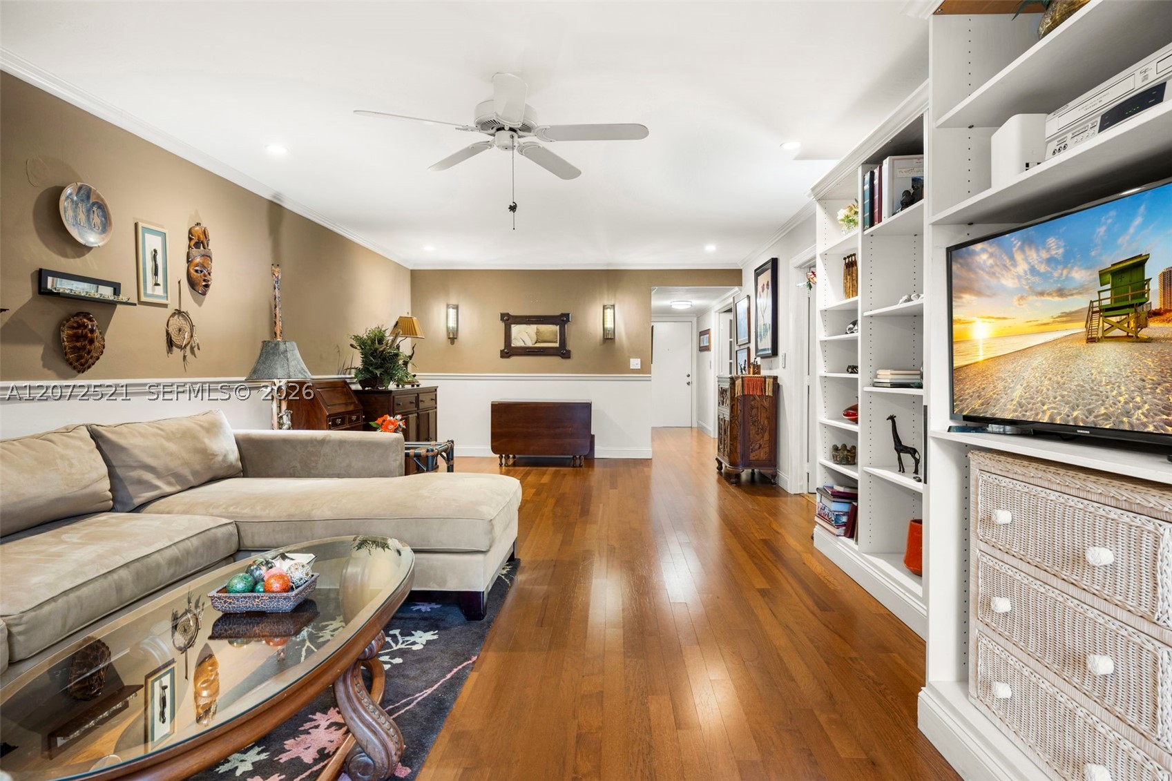 6815 Edgewater Dr #202 Coral Gables, FL 33133