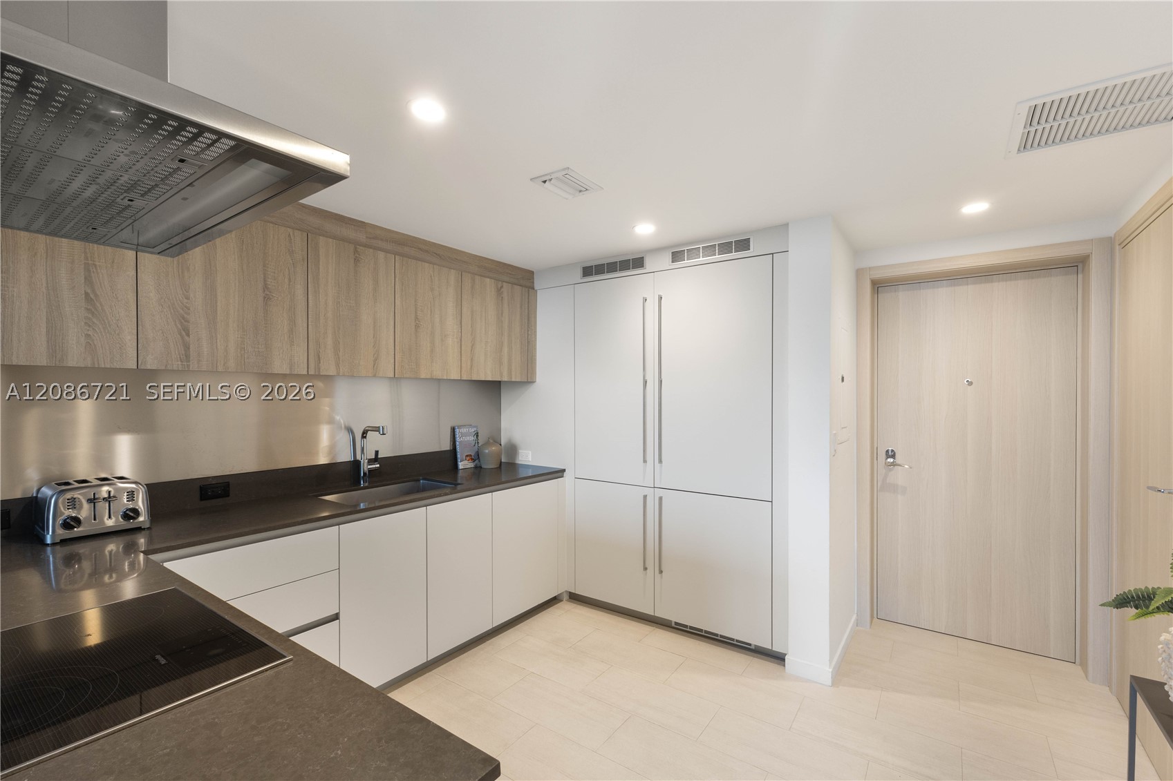 image Brickell Flatiron6