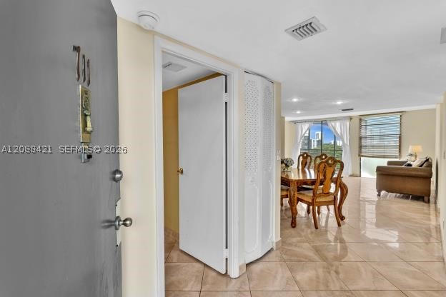 20400 W Country Clb Dr #711