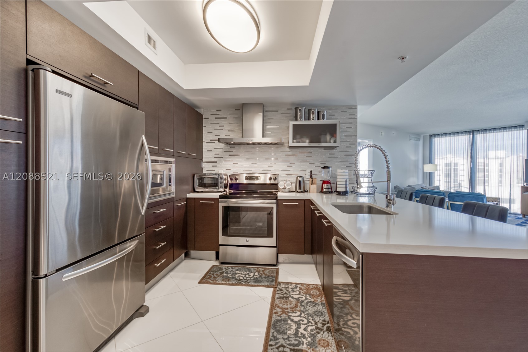 image St Tropez Sunny Isles2