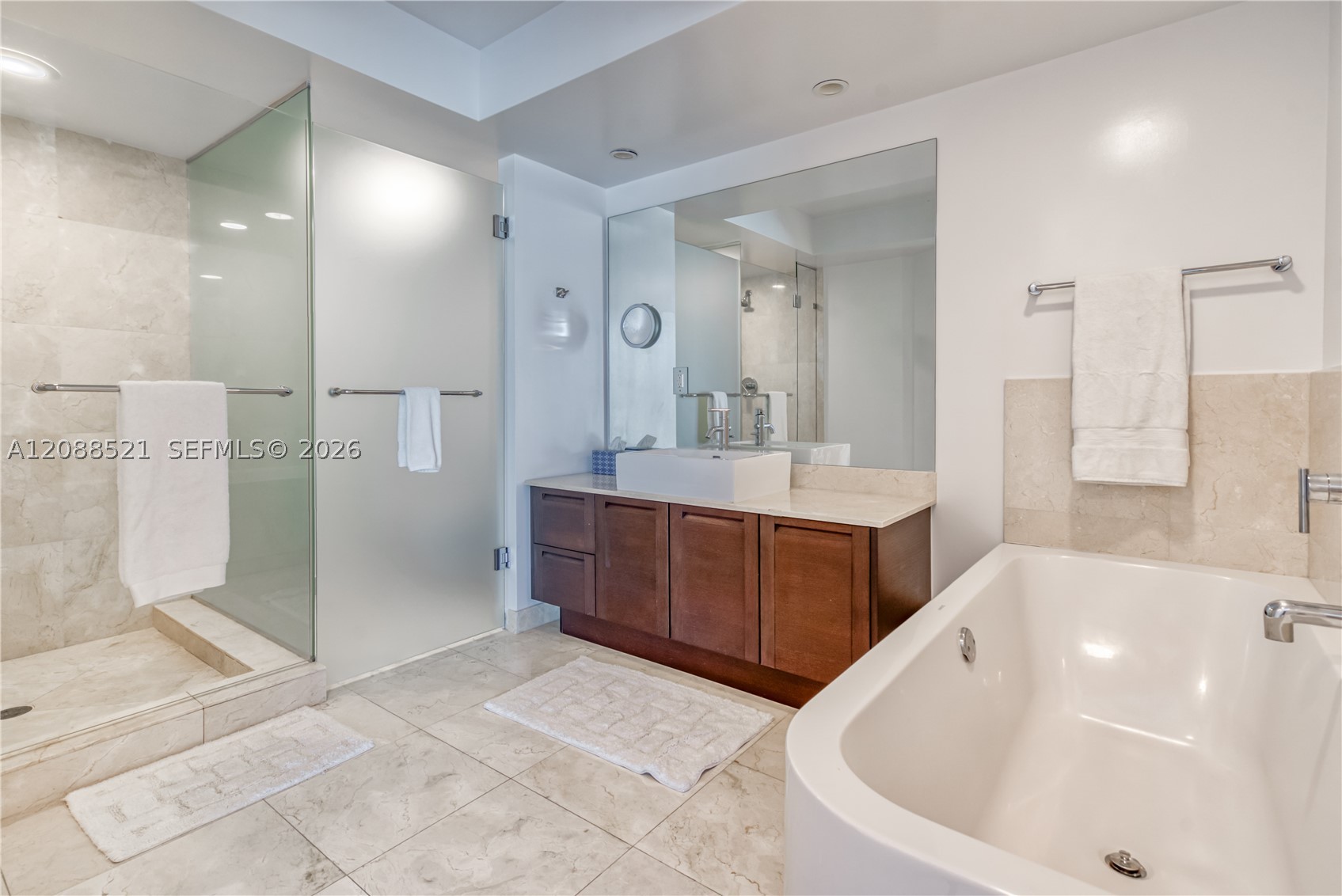 image St Tropez Sunny Isles4