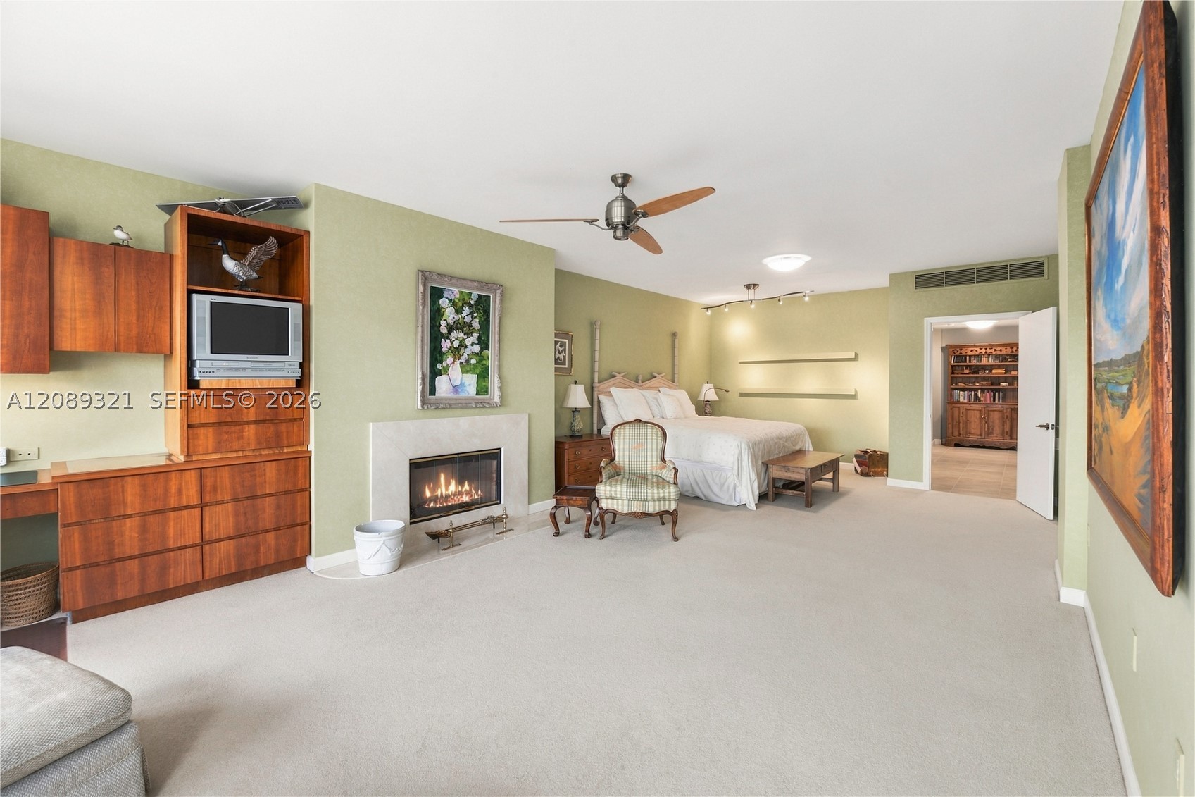 610 Valencia Ave #502 Coral Gables, FL 33134