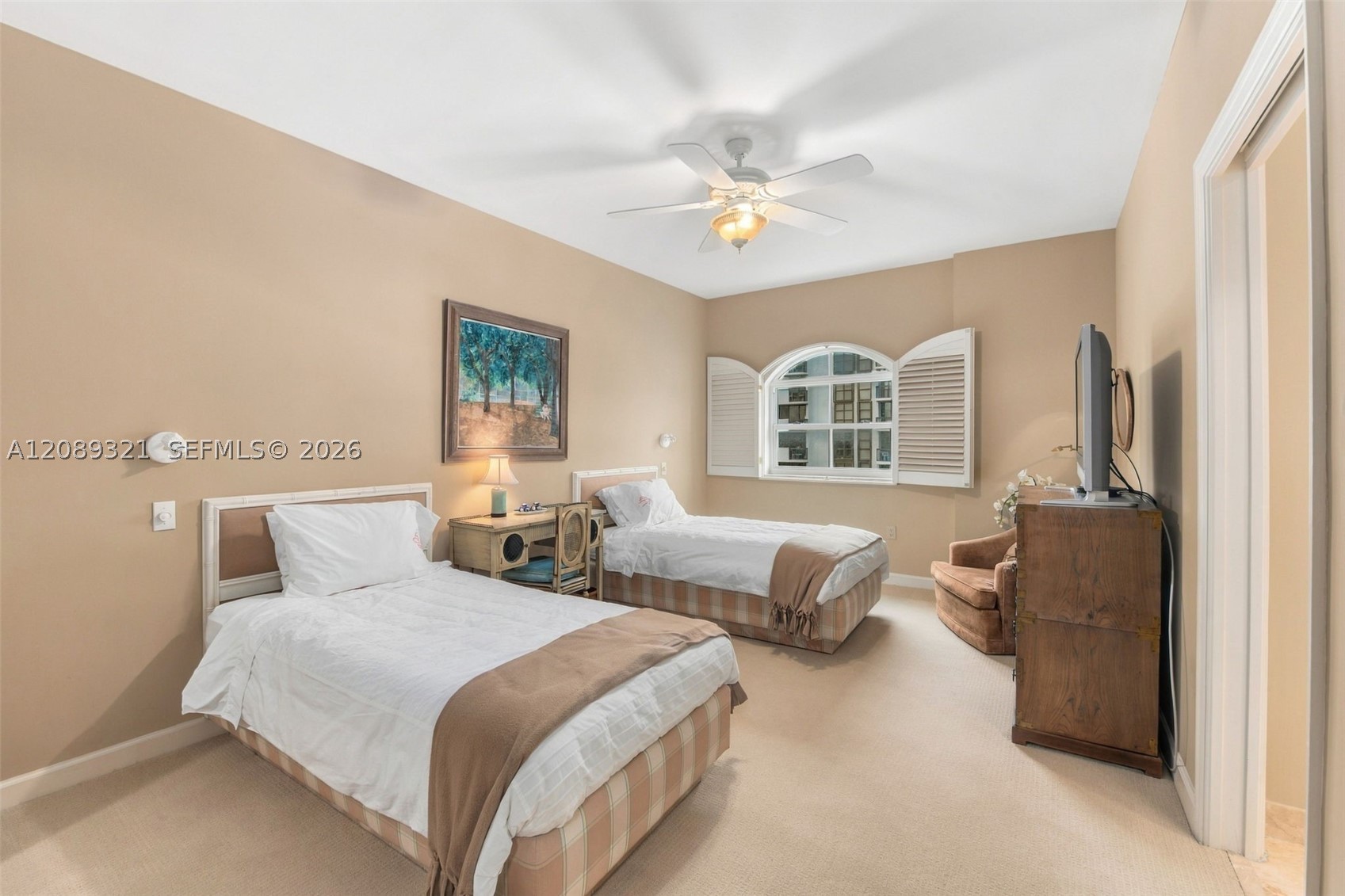 610 Valencia Ave #502 Coral Gables, FL 33134