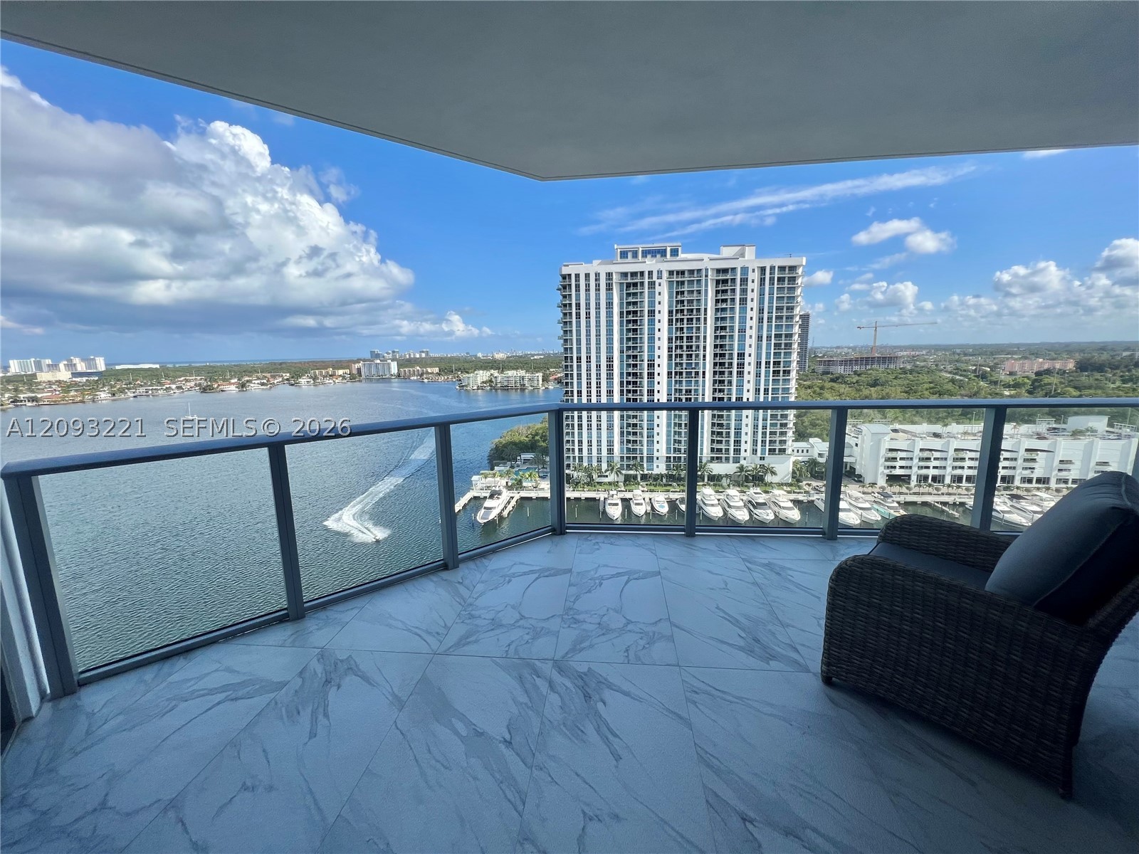 17301 Biscayne Blvd #1707