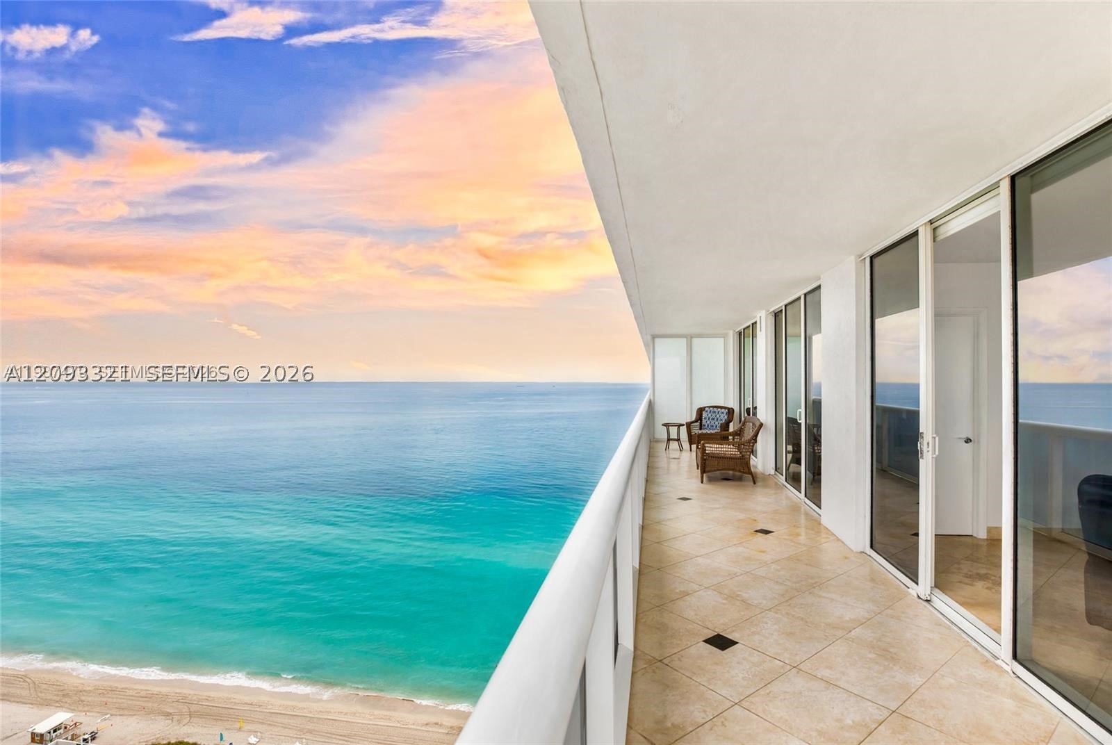 image Beach Club 20