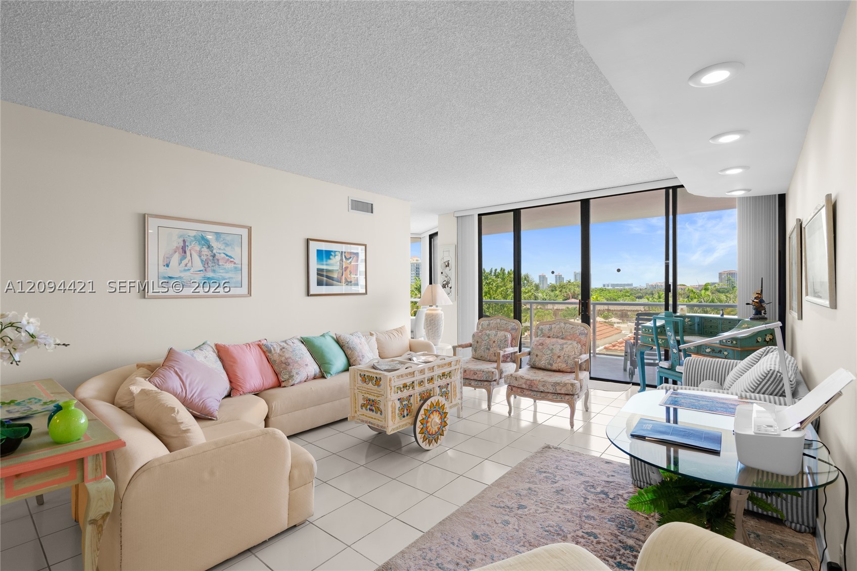 image Hamptons West17