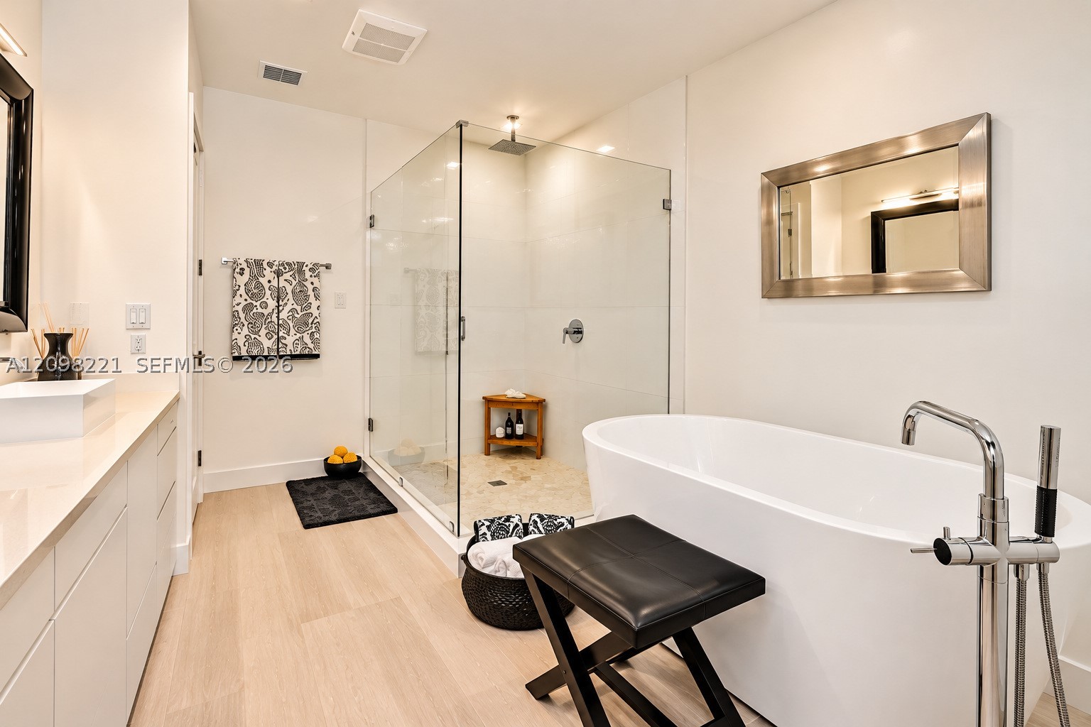 525 Anastasia Ave #525 Coral Gables, FL 33134