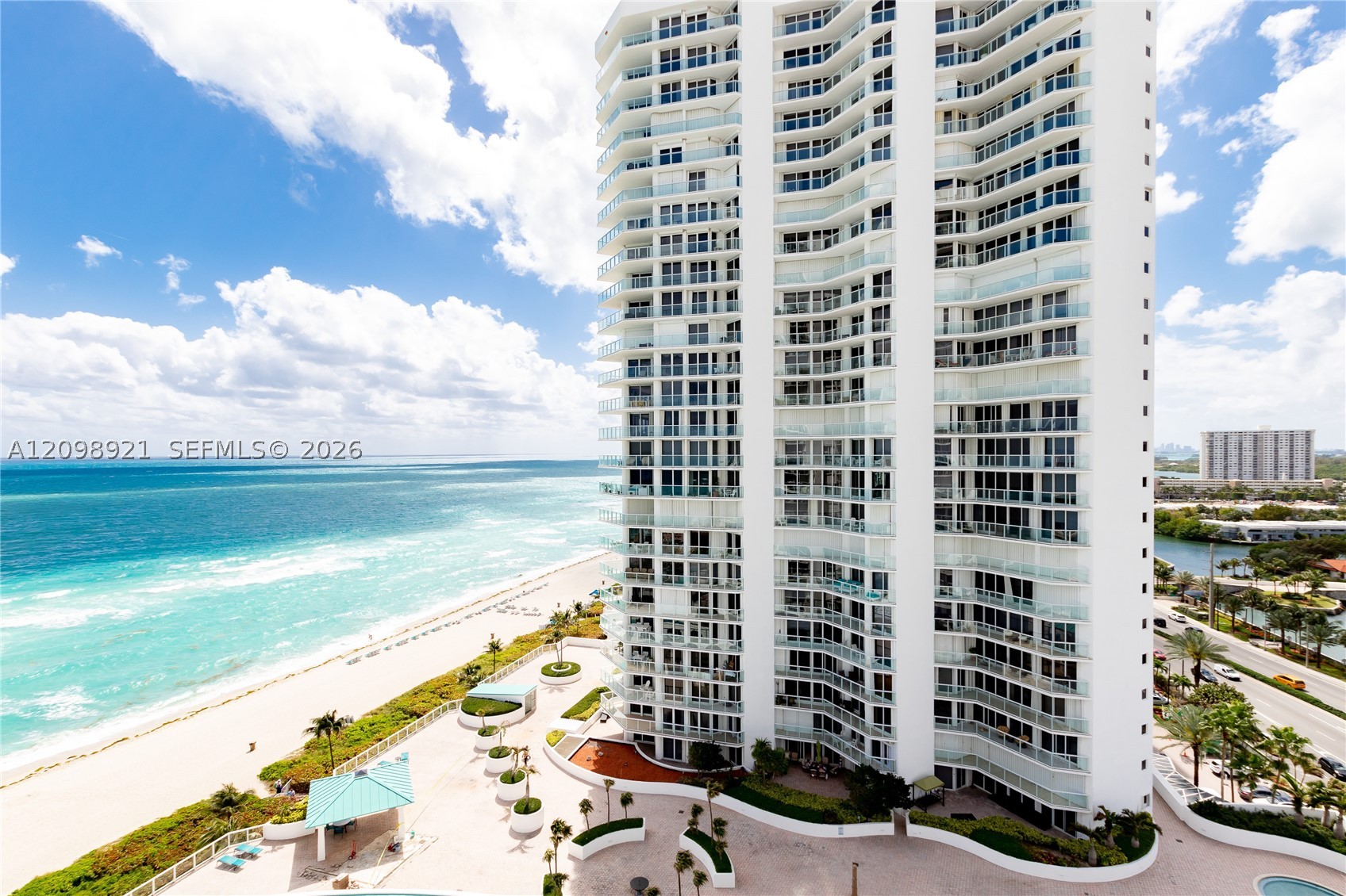 16485 Collins Ave #1832