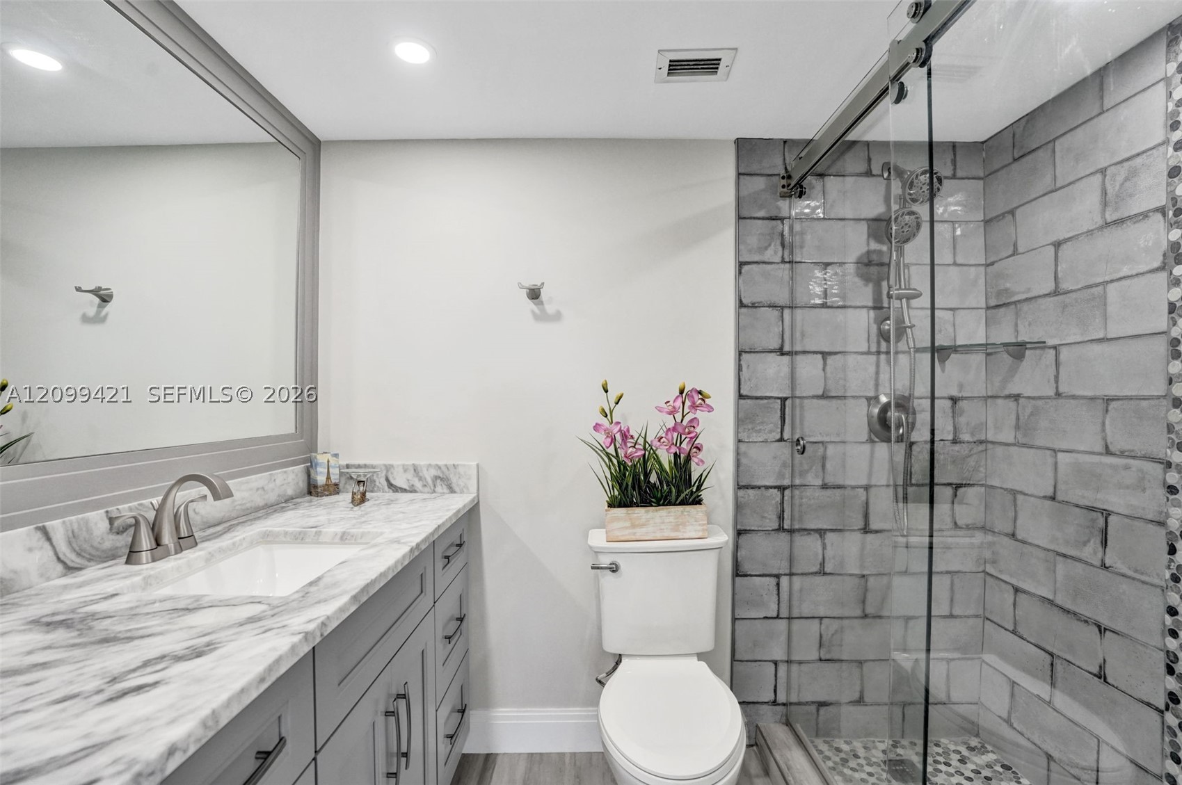 2639 N Riverside Dr #203 Pompano Beach, FL 33062
