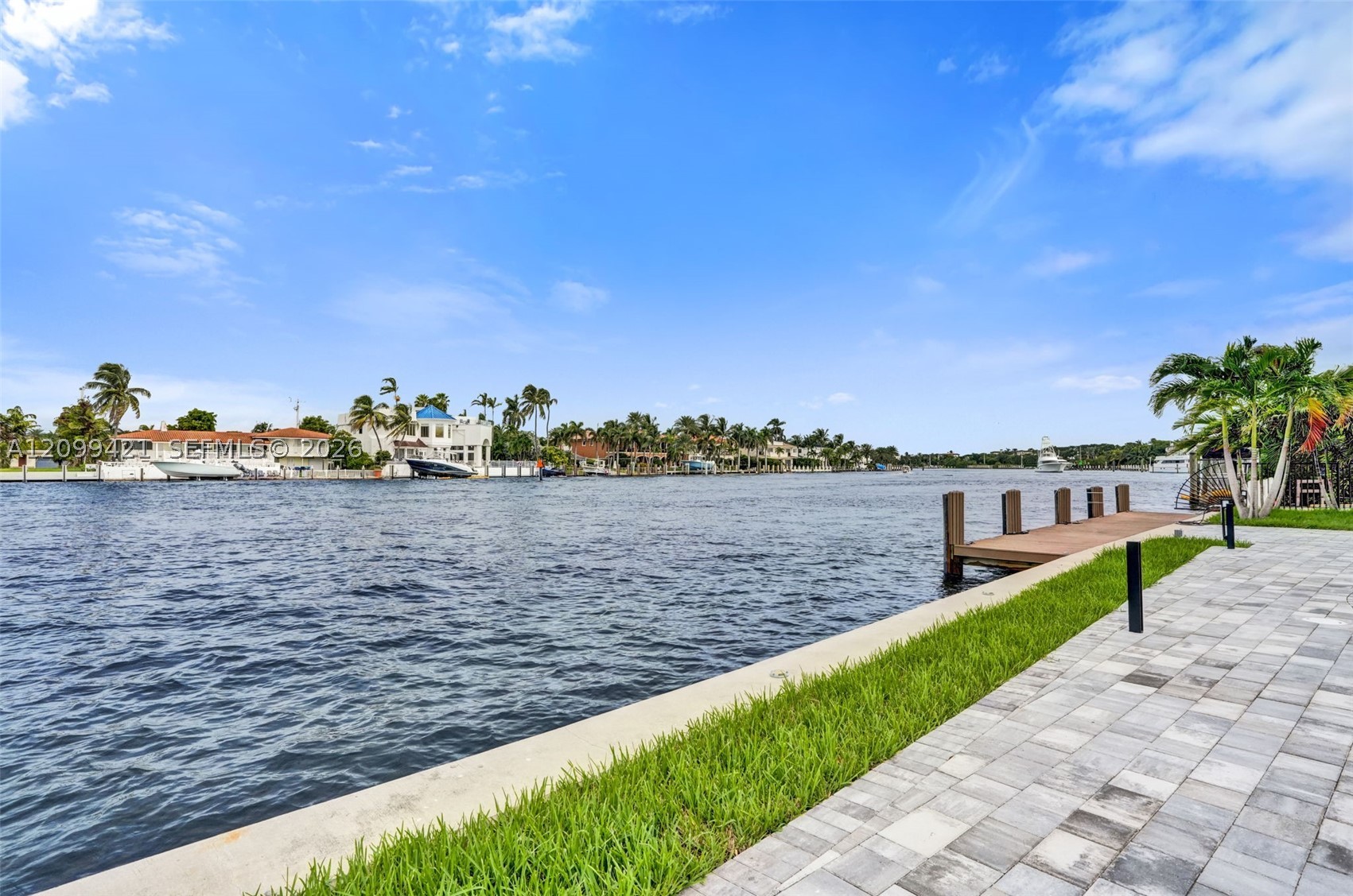 2639 N Riverside Dr #203 Pompano Beach, FL 33062