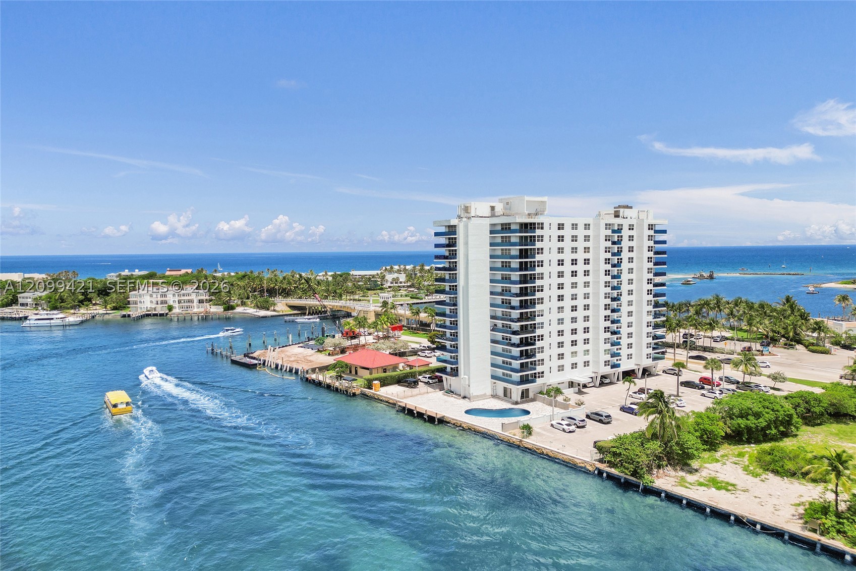 2639 N Riverside Dr #203 Pompano Beach, FL 33062