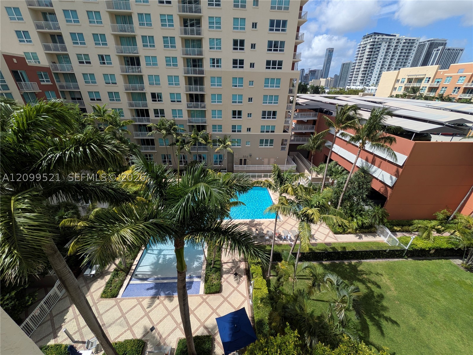 image Cite on the Bay East2