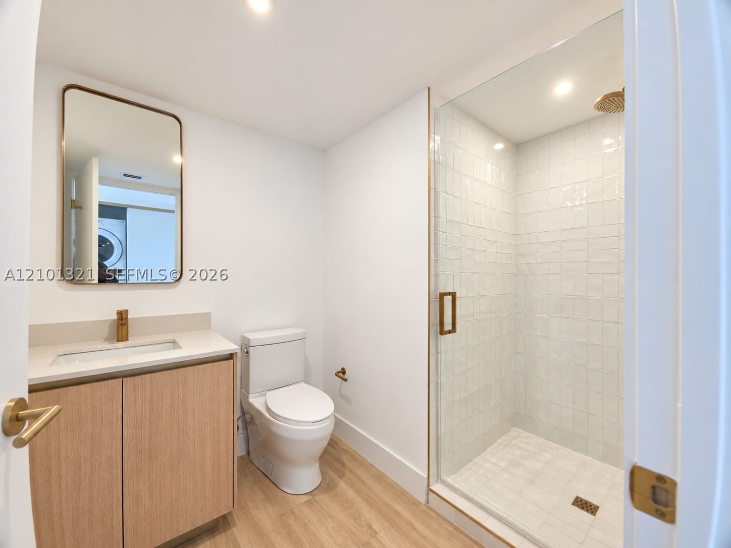 90 NE 32nd St #901 Miami, FL 33127