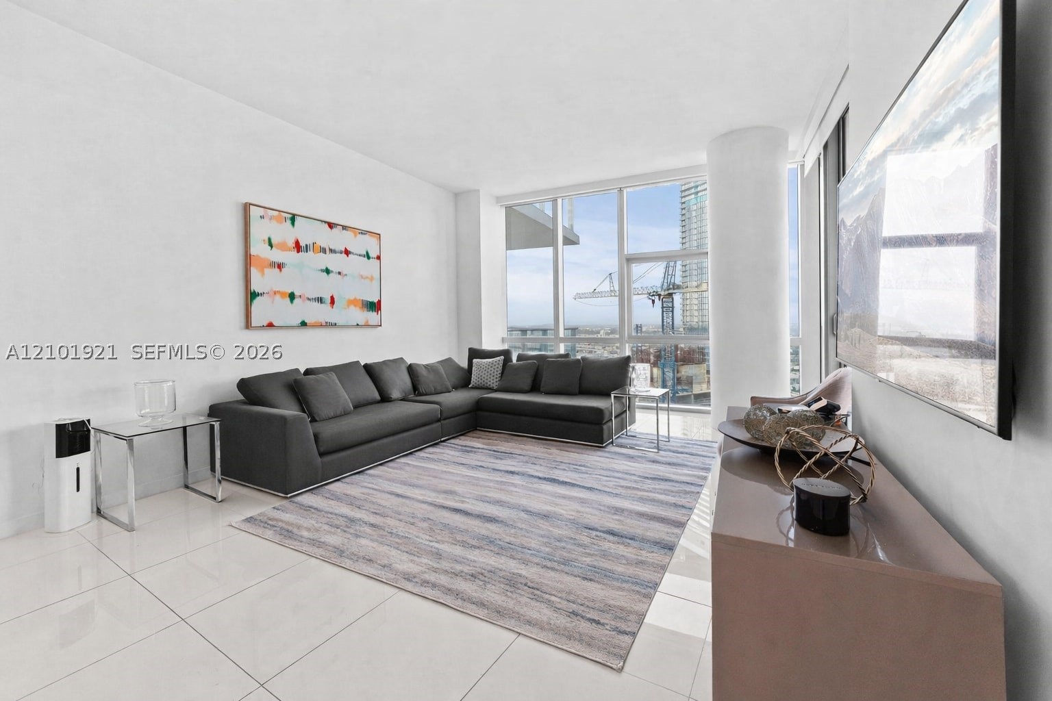 image Paramount Miami Worldcenter3