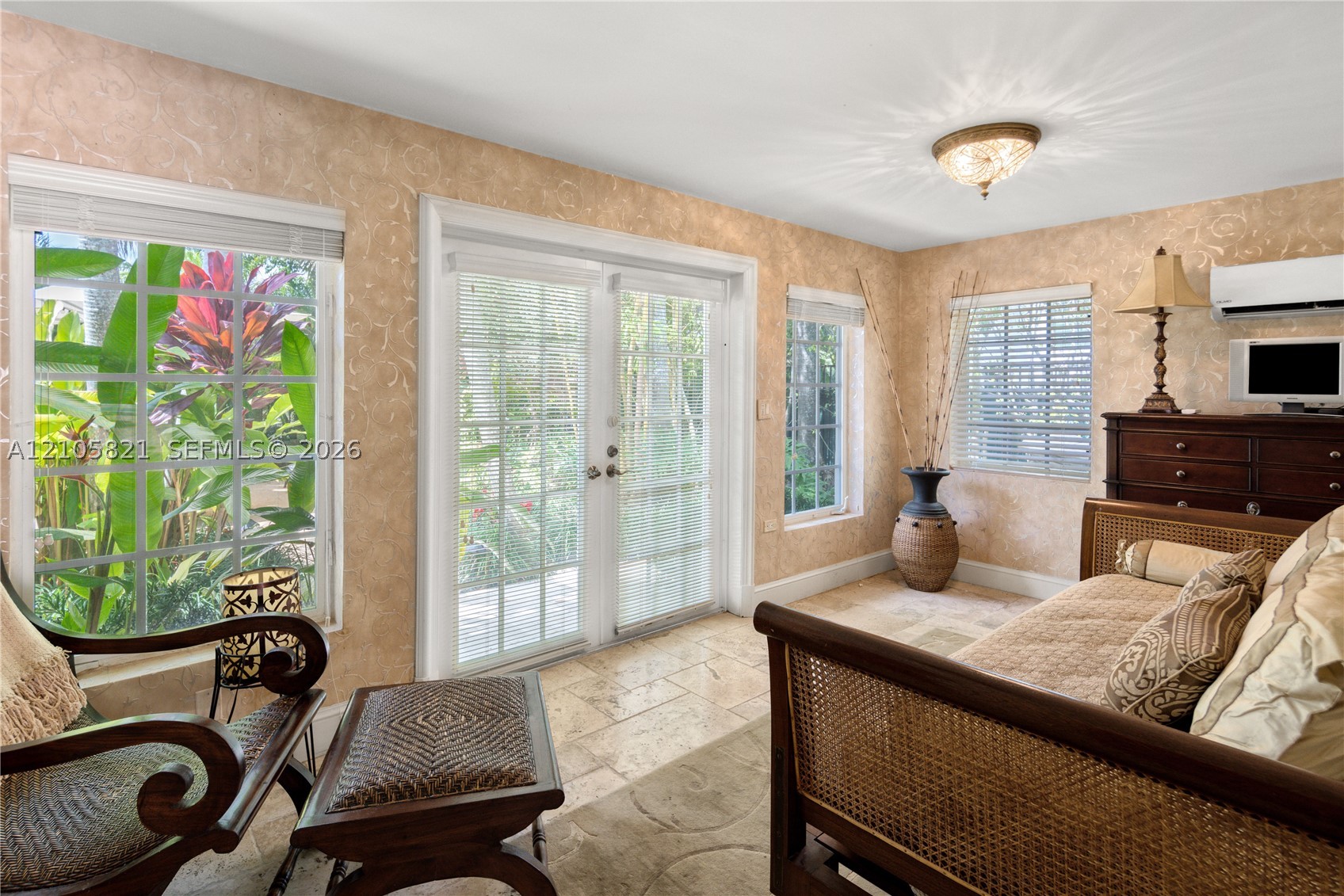 4620 Granada Blvd Coral Gables, FL 33146