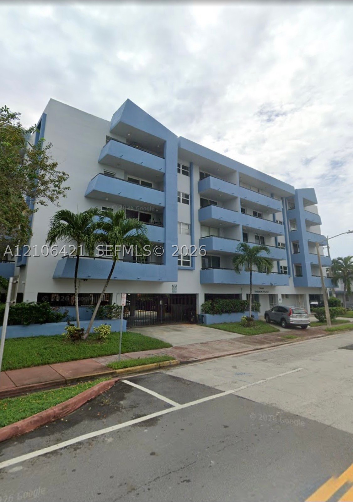 7440 Harding Ave #303