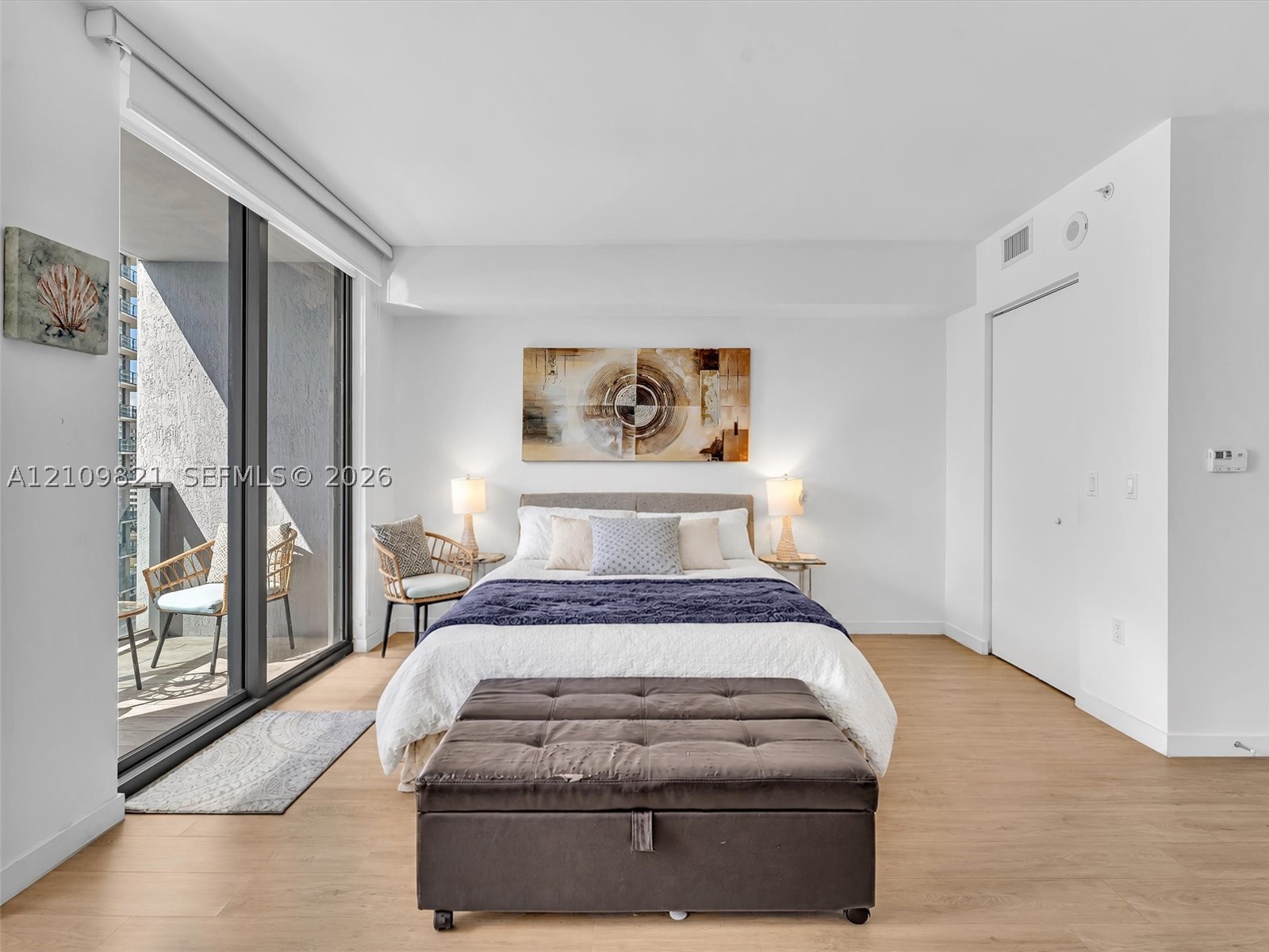 31 SE 6th St #2103 Miami, FL 33131