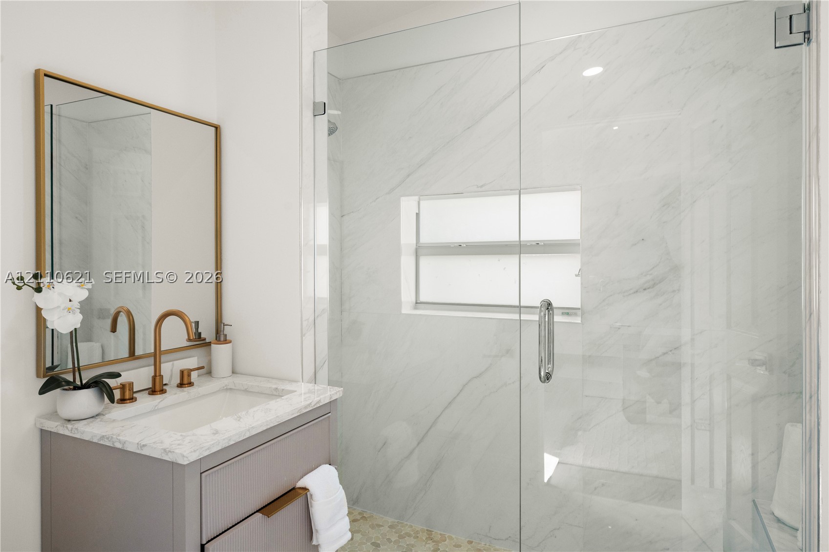 1777 Daytonia Rd Miami Beach, FL 33141