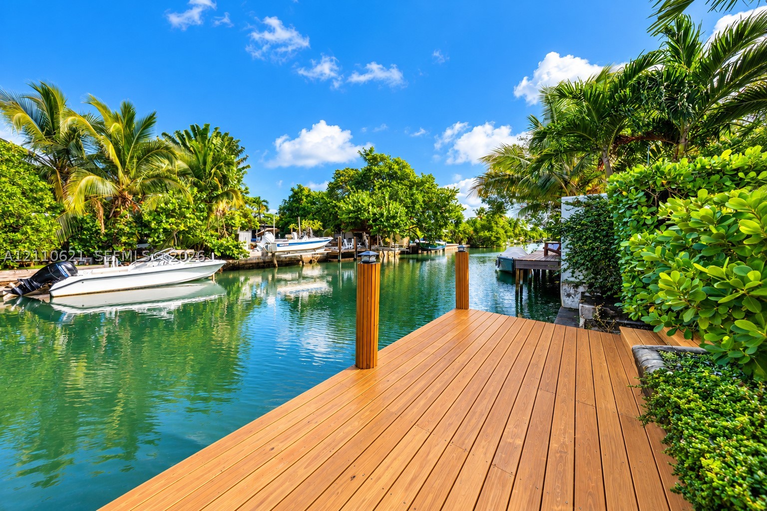 1777 Daytonia Rd Miami Beach, FL 33141