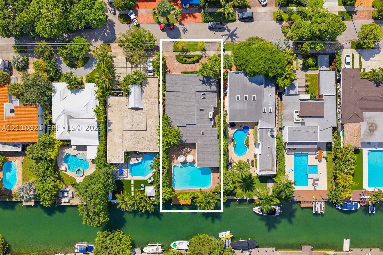 1777 Daytonia Rd Miami Beach, FL 33141