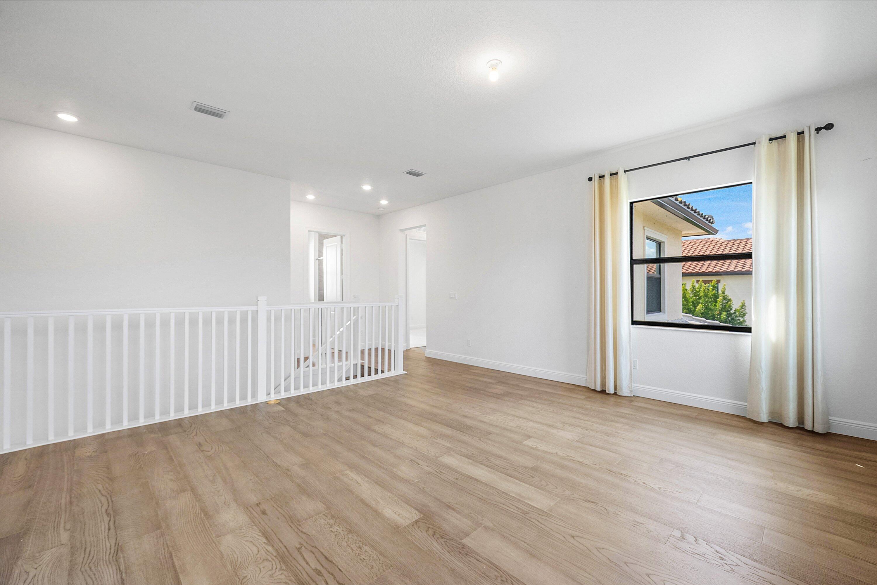 12035 N Baypoint Parkland, FL 33076