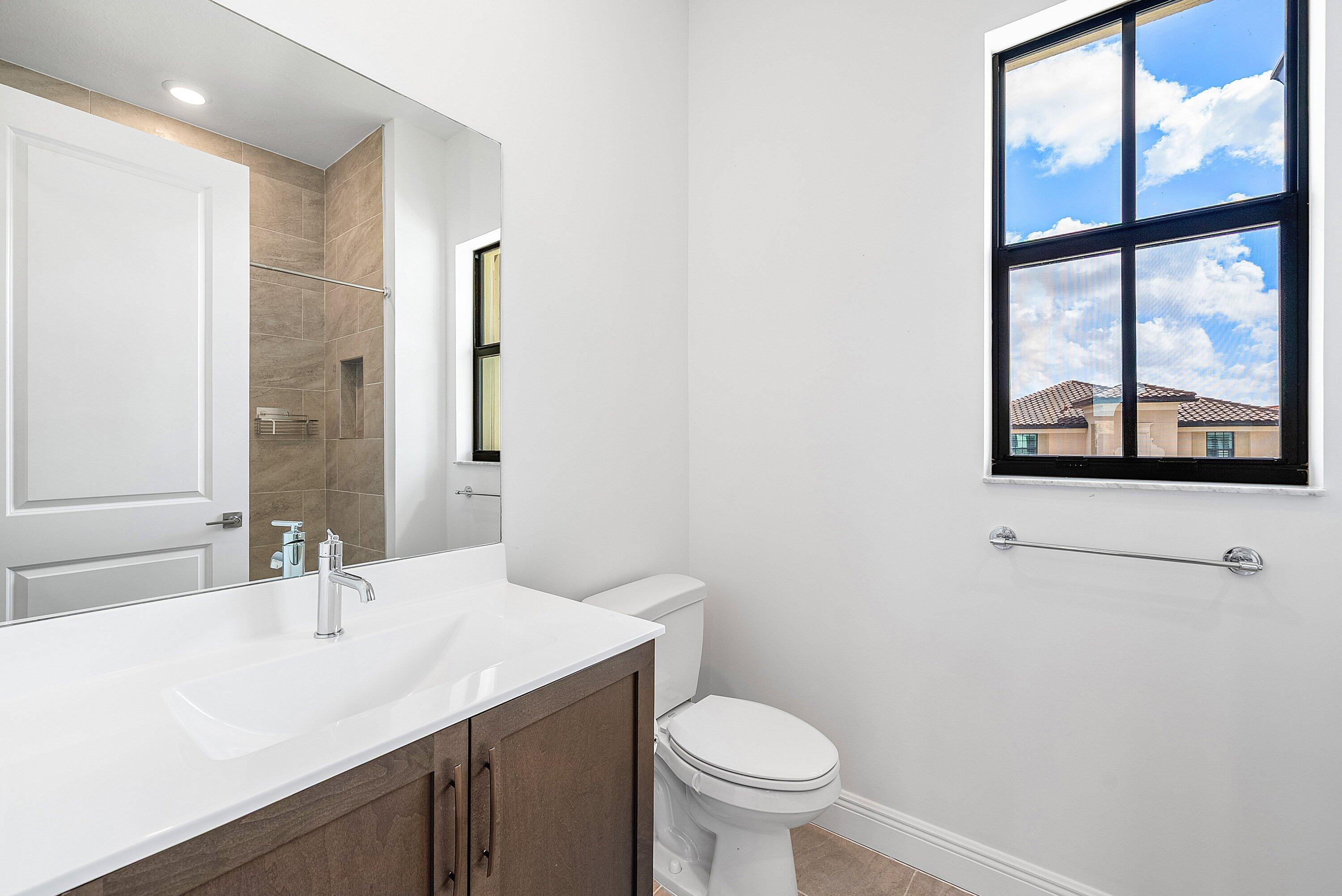 12035 N Baypoint Parkland, FL 33076