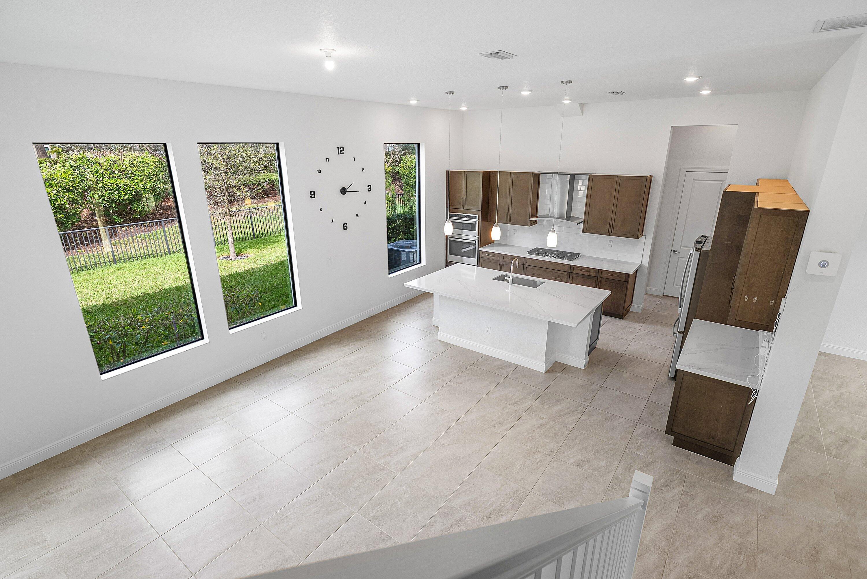 12035 N Baypoint Parkland, FL 33076