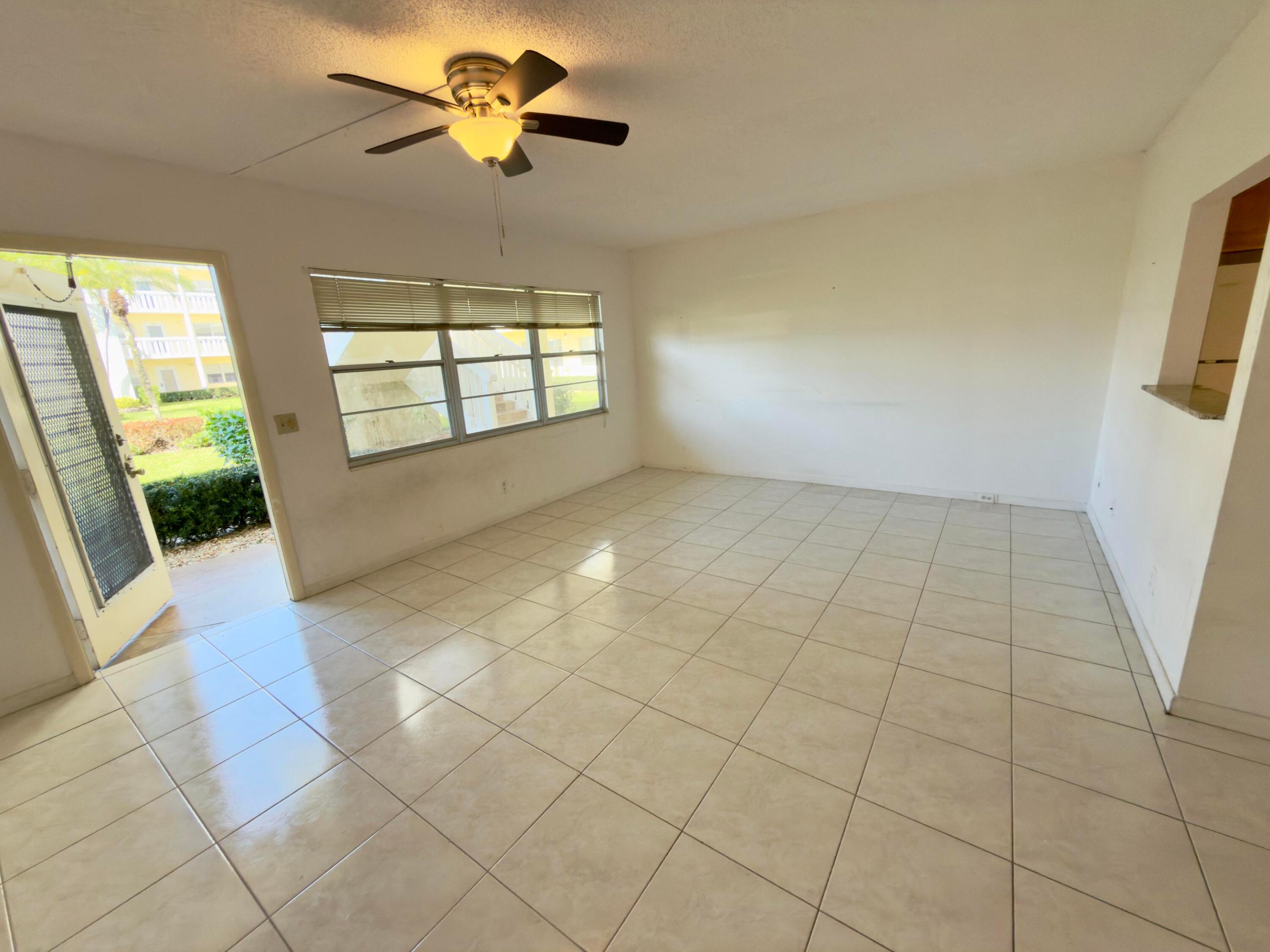 13 Dorset A Boca Raton, FL 33434