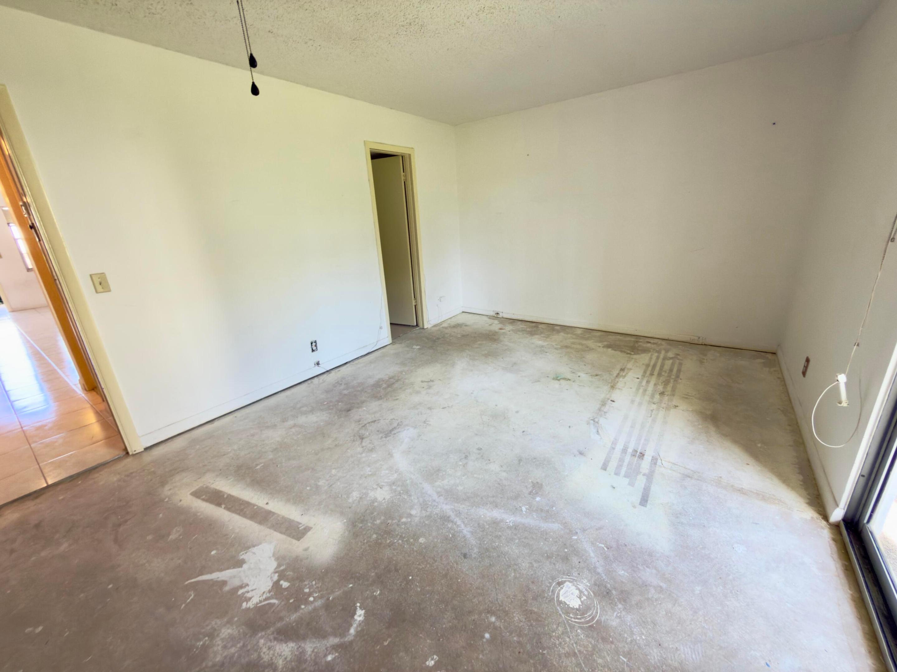 13 Dorset A Boca Raton, FL 33434