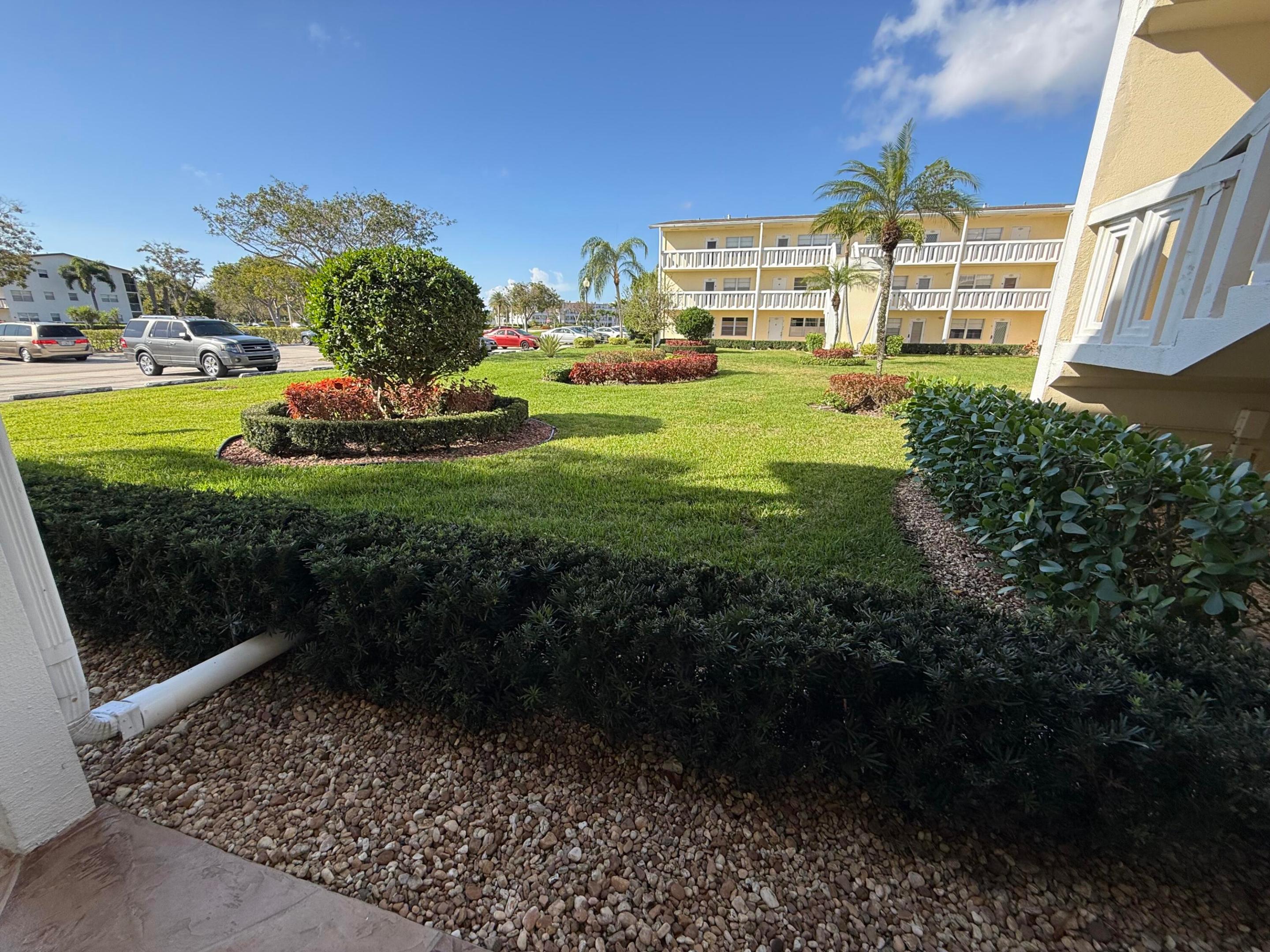 13 Dorset A Boca Raton, FL 33434