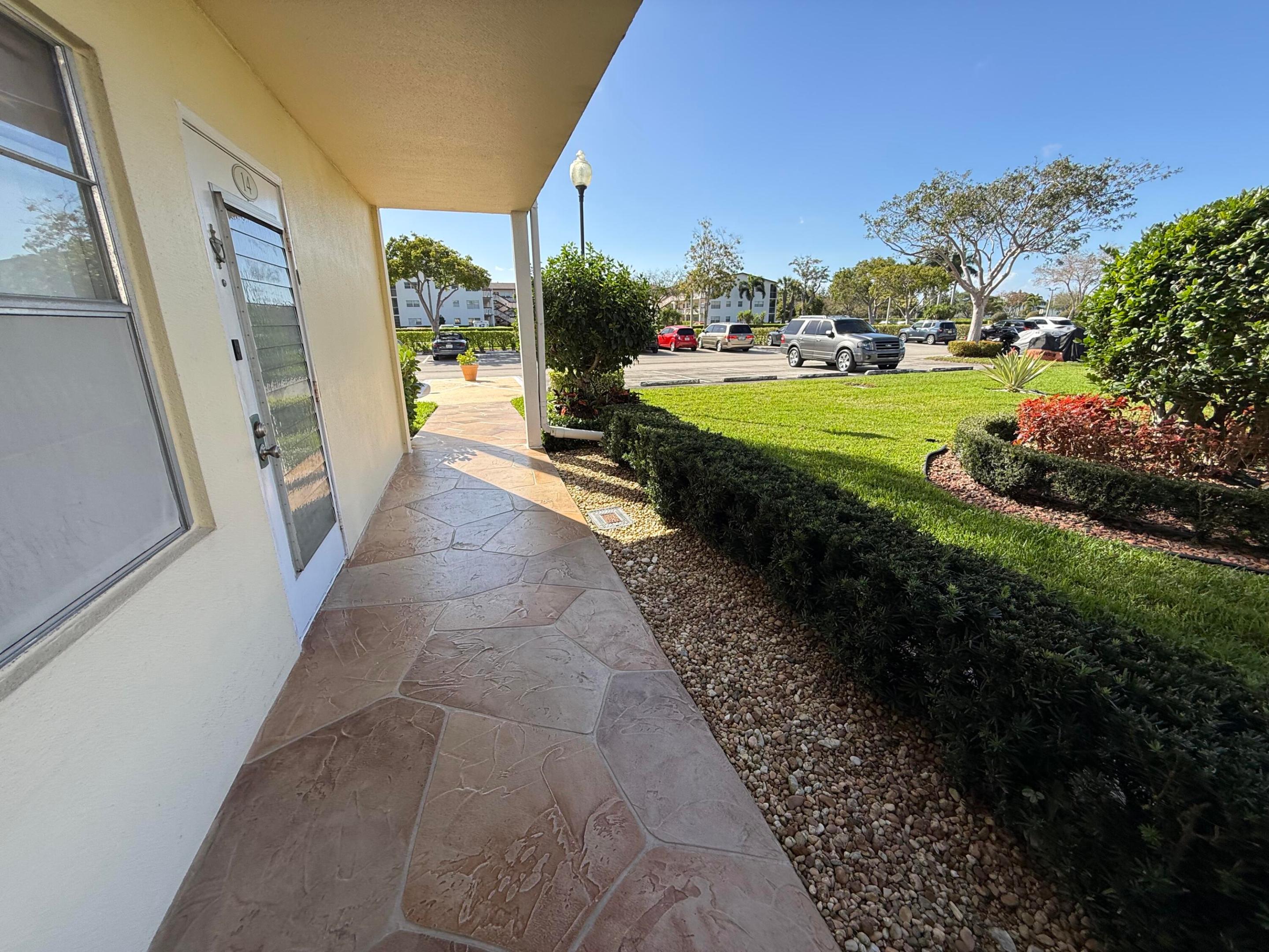 13 Dorset A Boca Raton, FL 33434