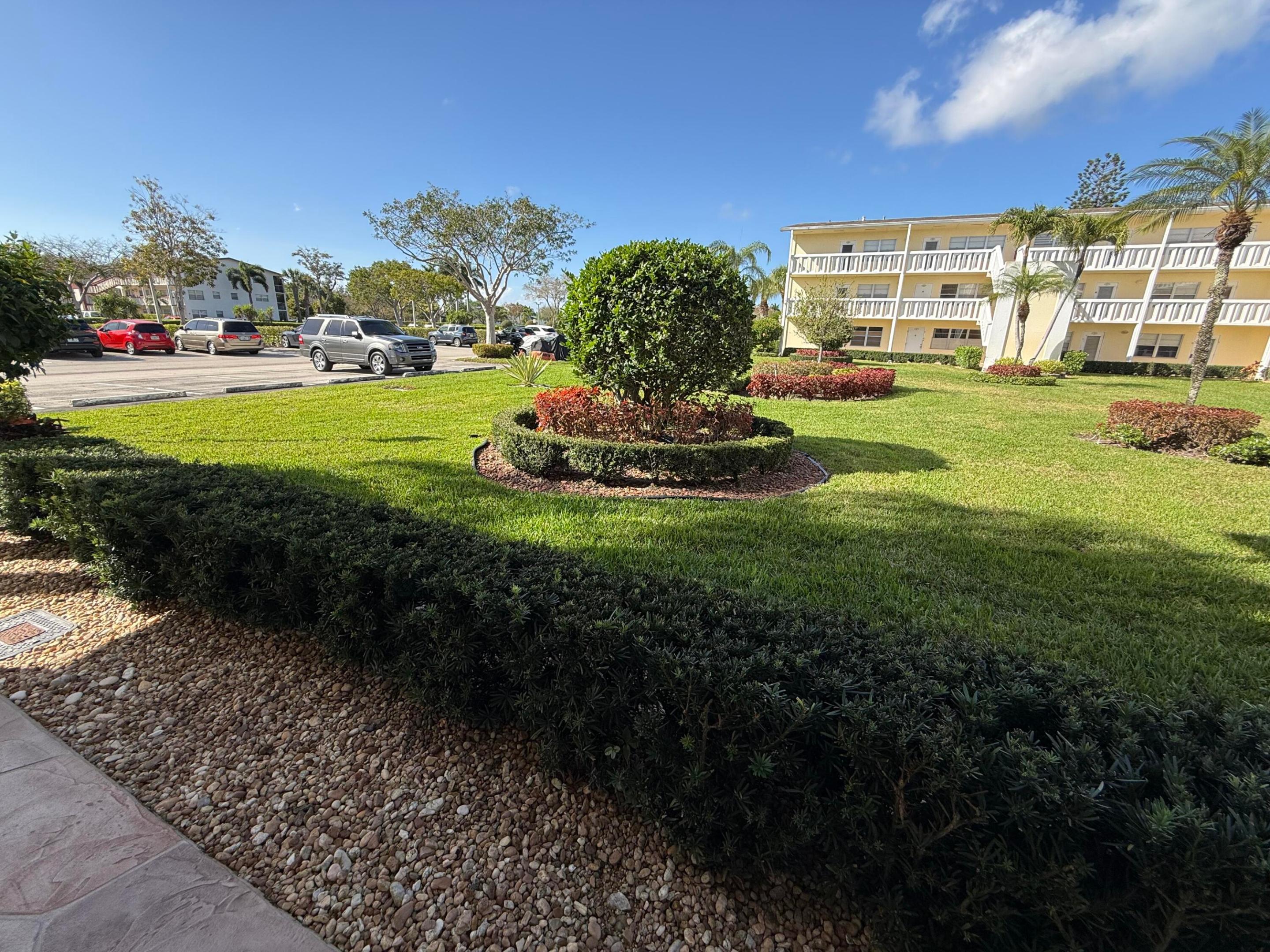 13 Dorset A Boca Raton, FL 33434