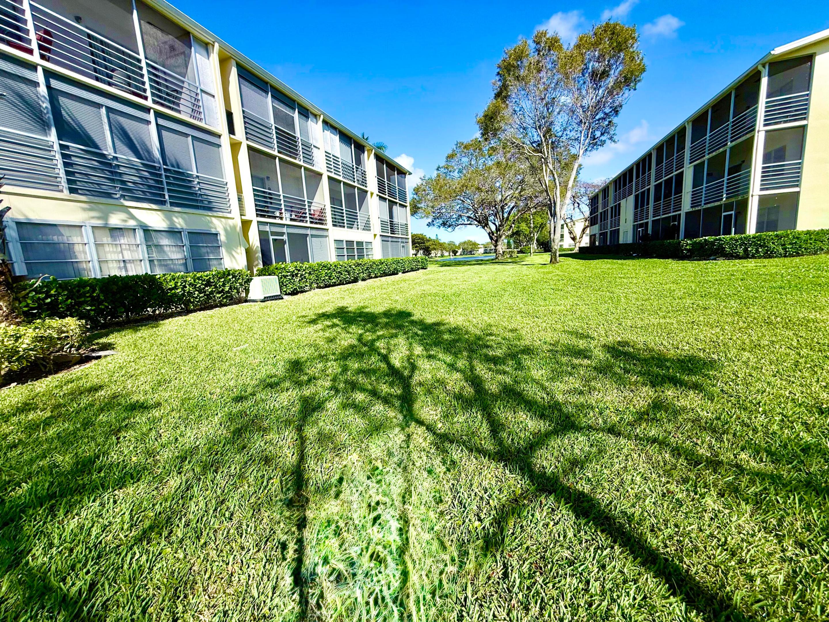 13 Dorset A Boca Raton, FL 33434