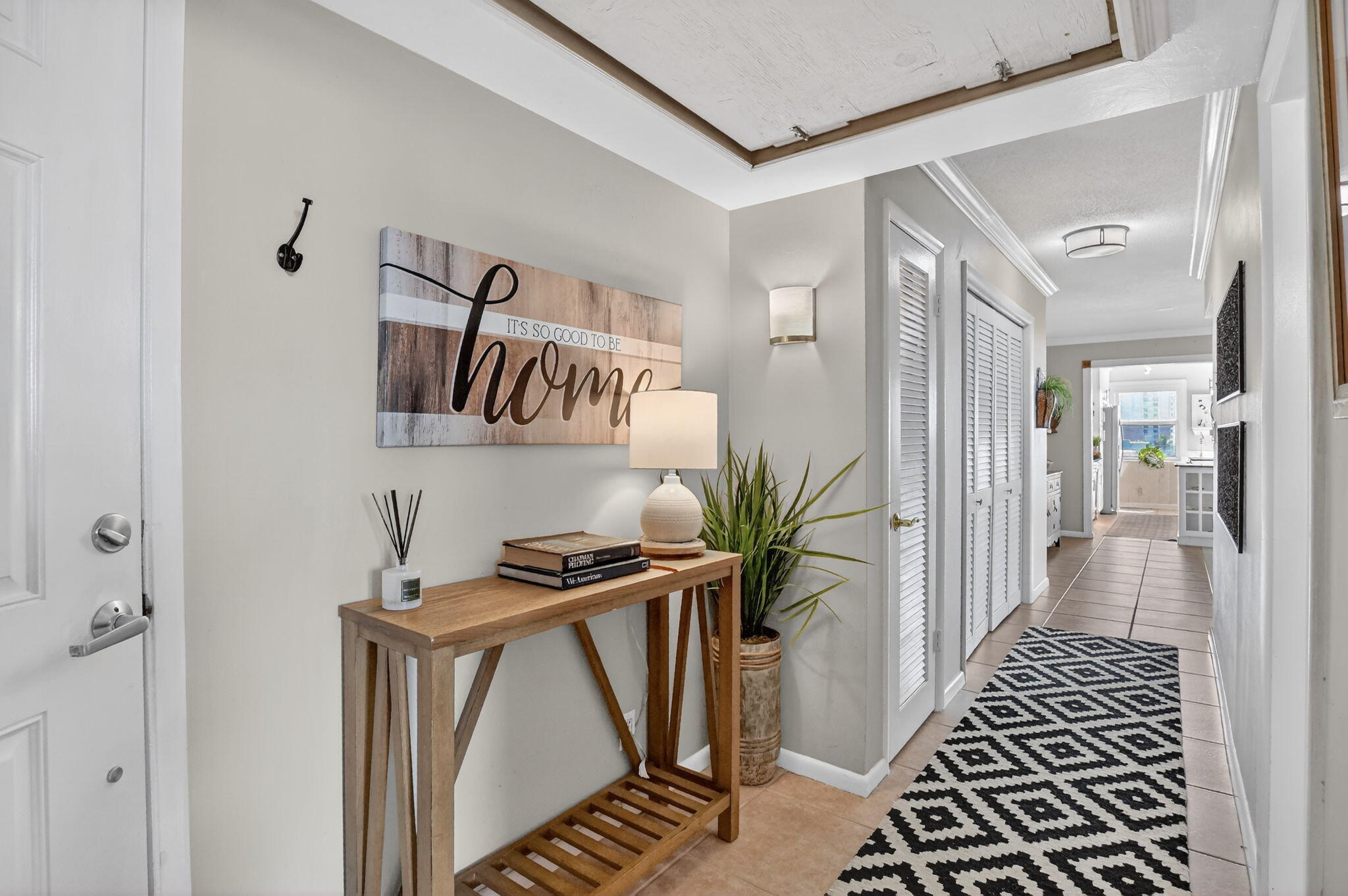 1050 Hillsboro Mile #602w