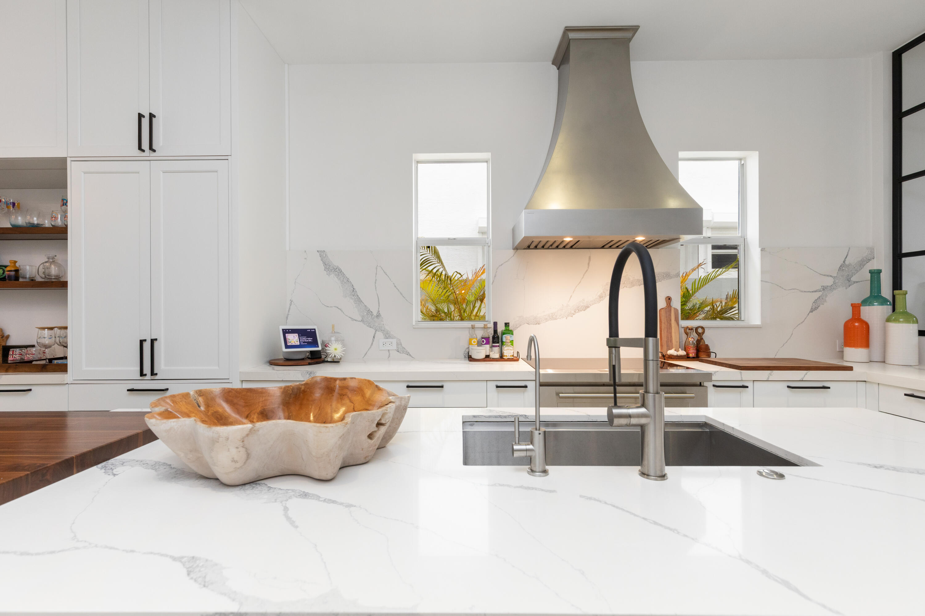 24 Grand Bay Estates Key Biscayne, FL 33149