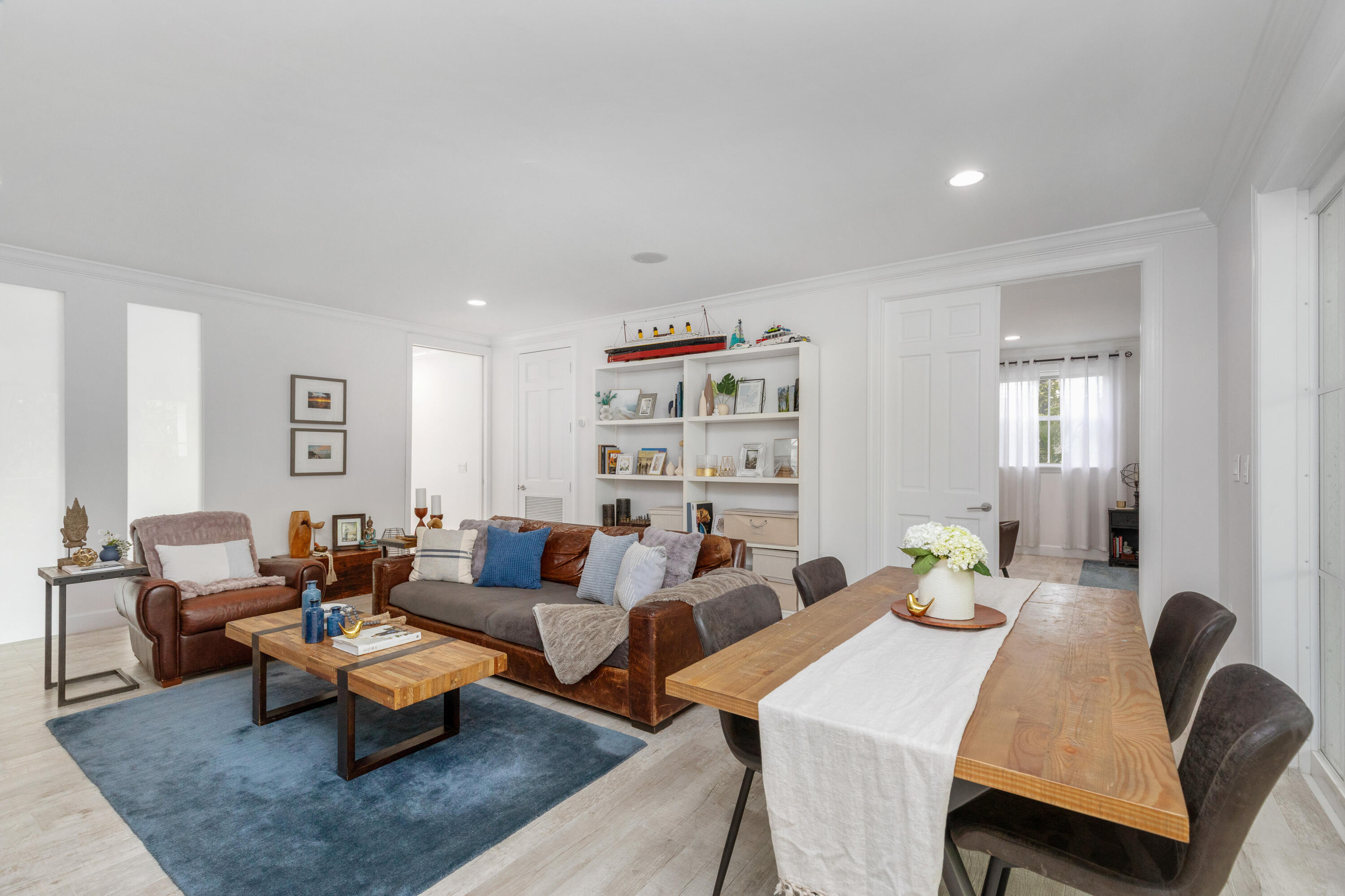 24 Grand Bay Estates Key Biscayne, FL 33149