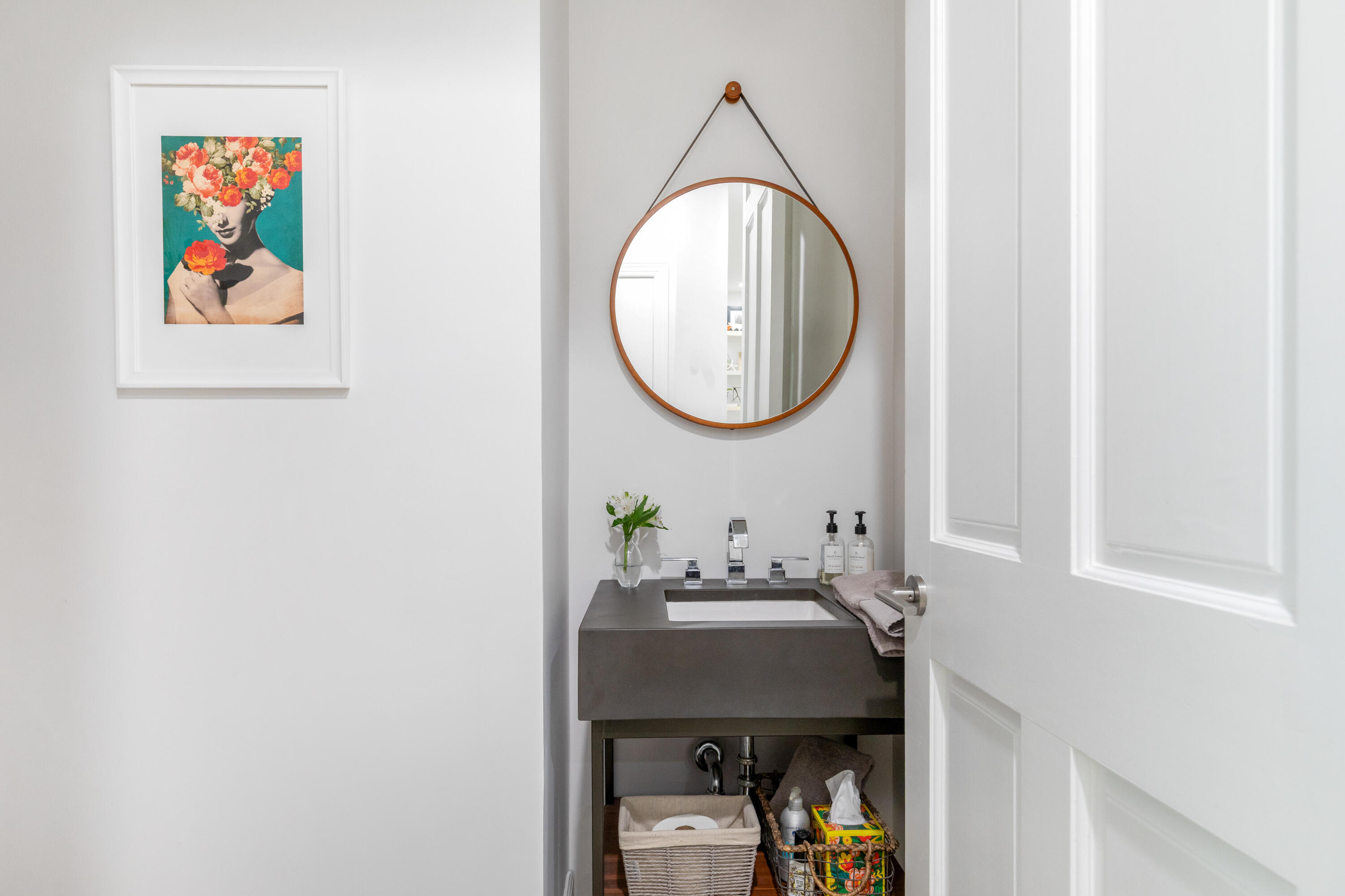 24 Grand Bay Estates Key Biscayne, FL 33149